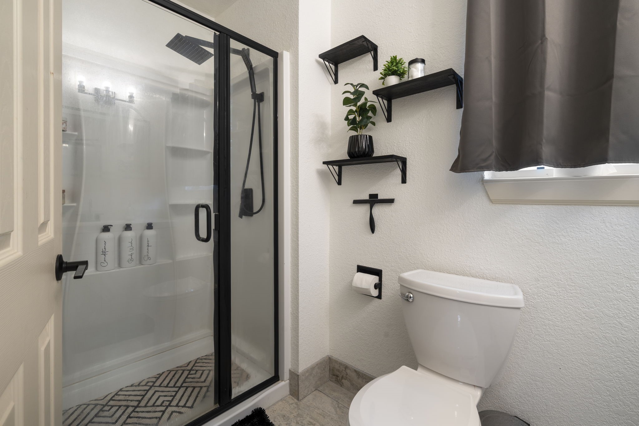 1411 Harvest Hill Lane