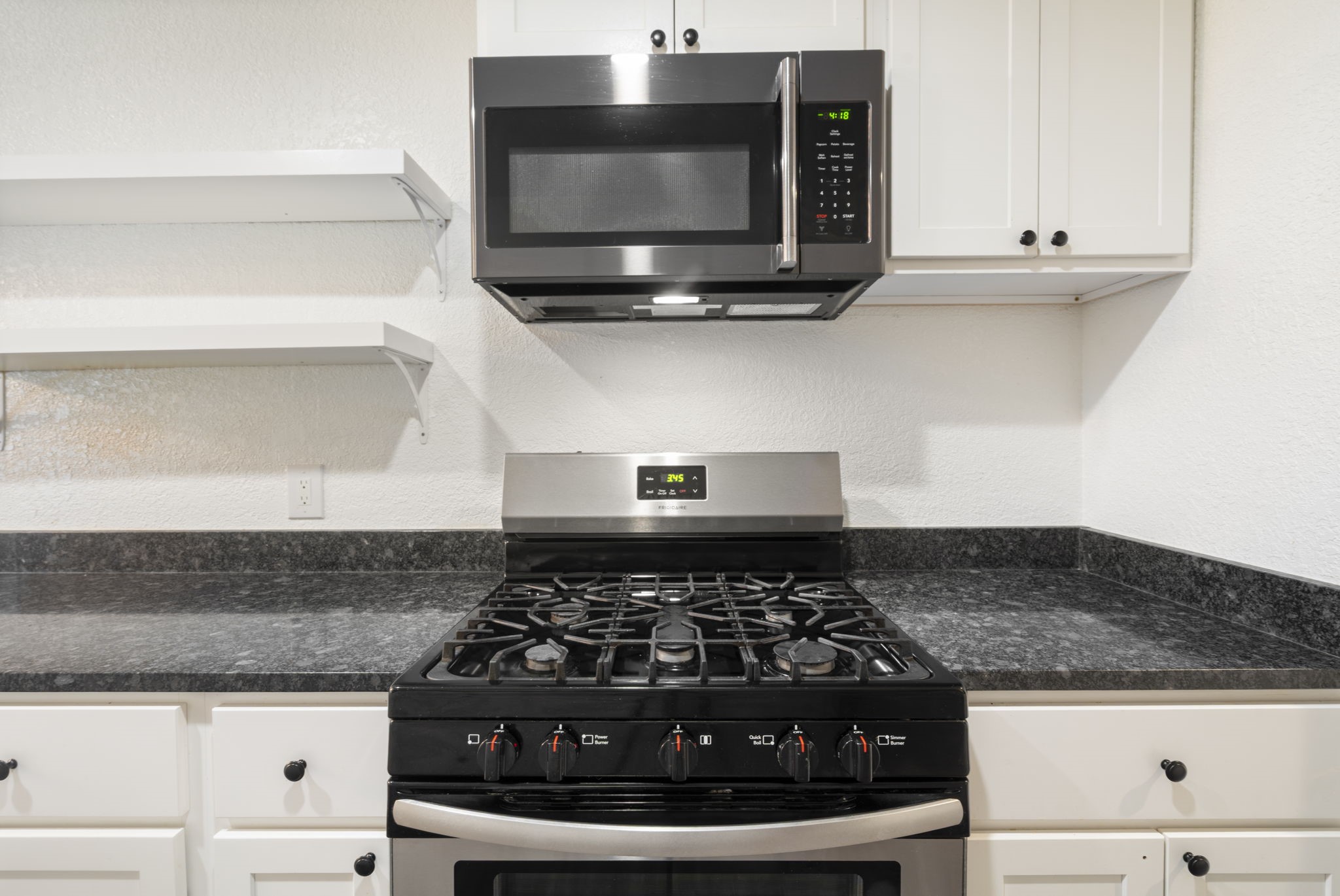 1411 Harvest Hill Lane