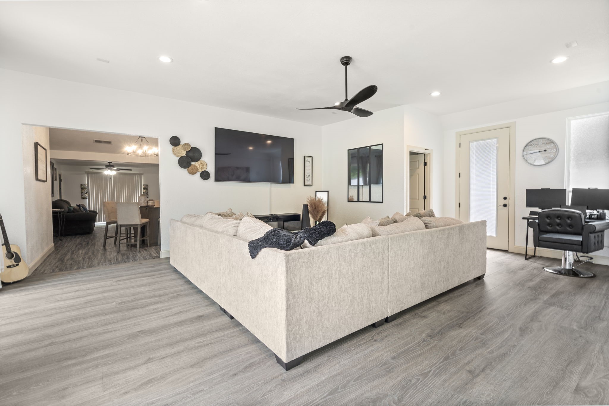 1411 Harvest Hill Lane