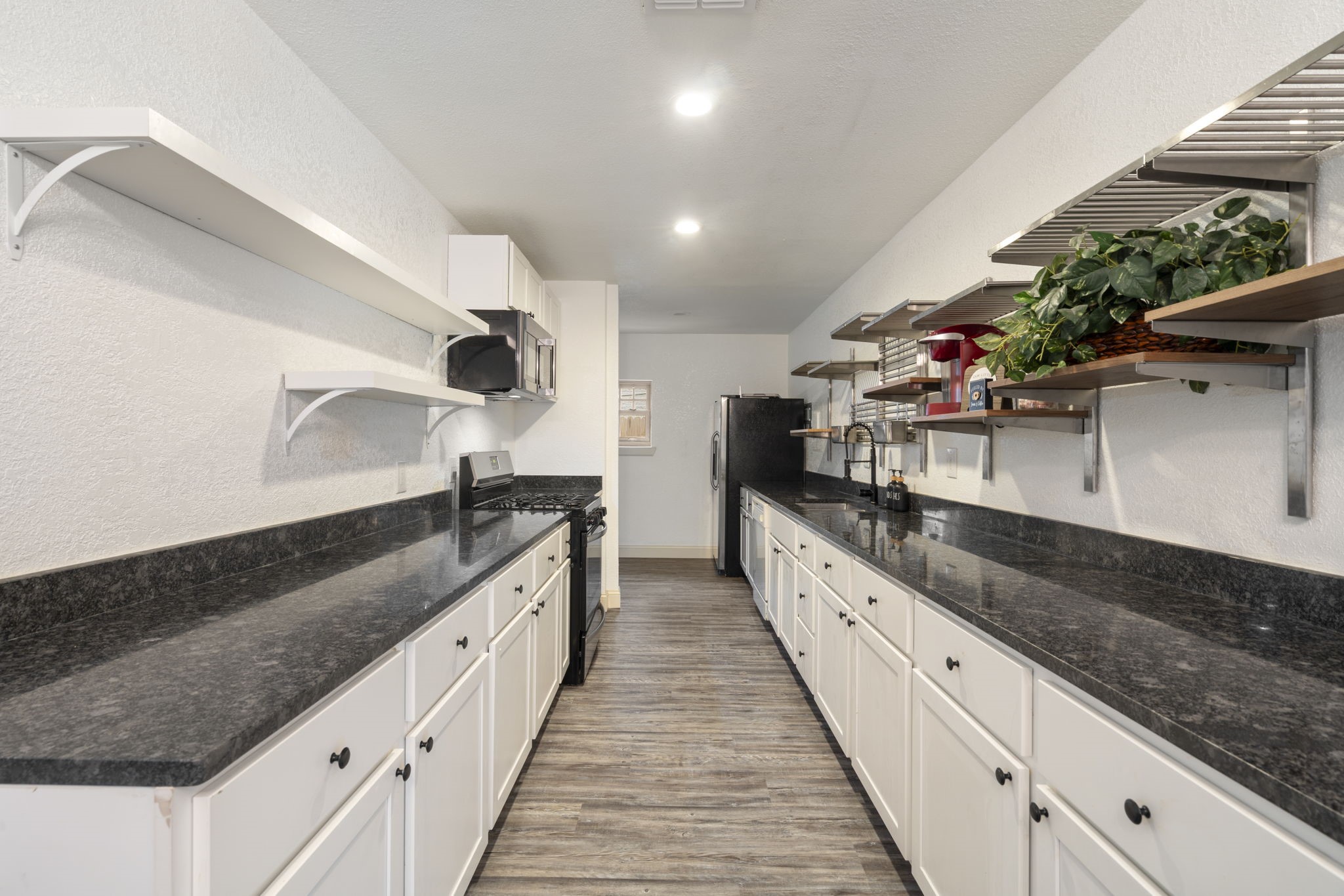 1411 Harvest Hill Lane