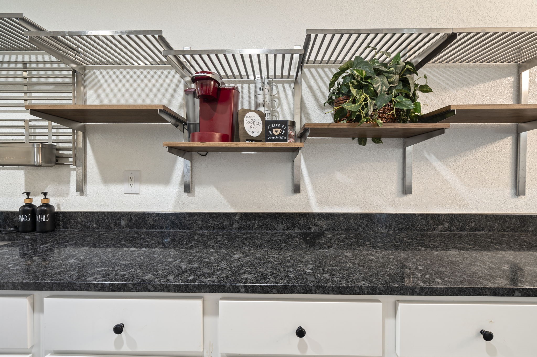 1411 Harvest Hill Lane