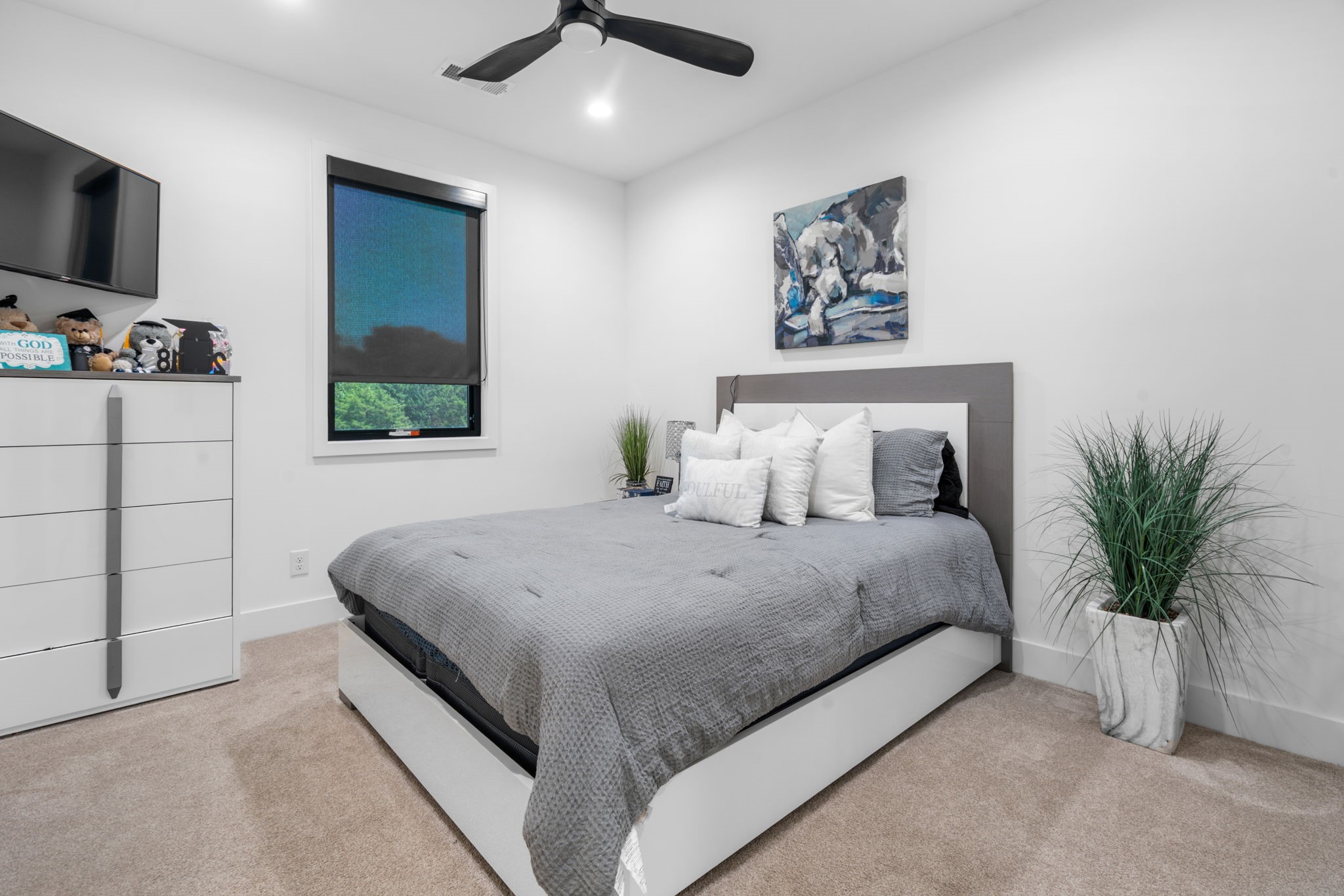 4940 Golden Bell Lane