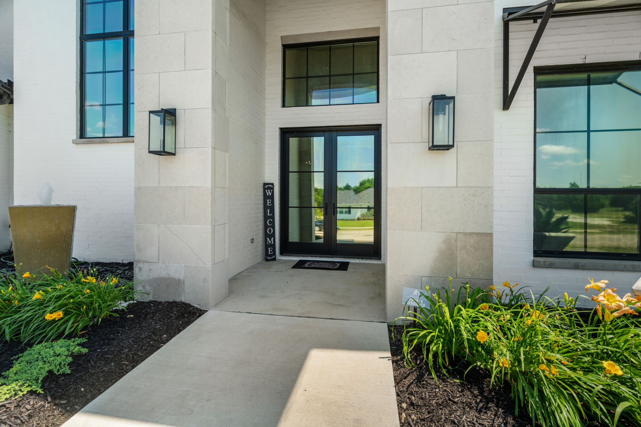 4940 Golden Bell Lane