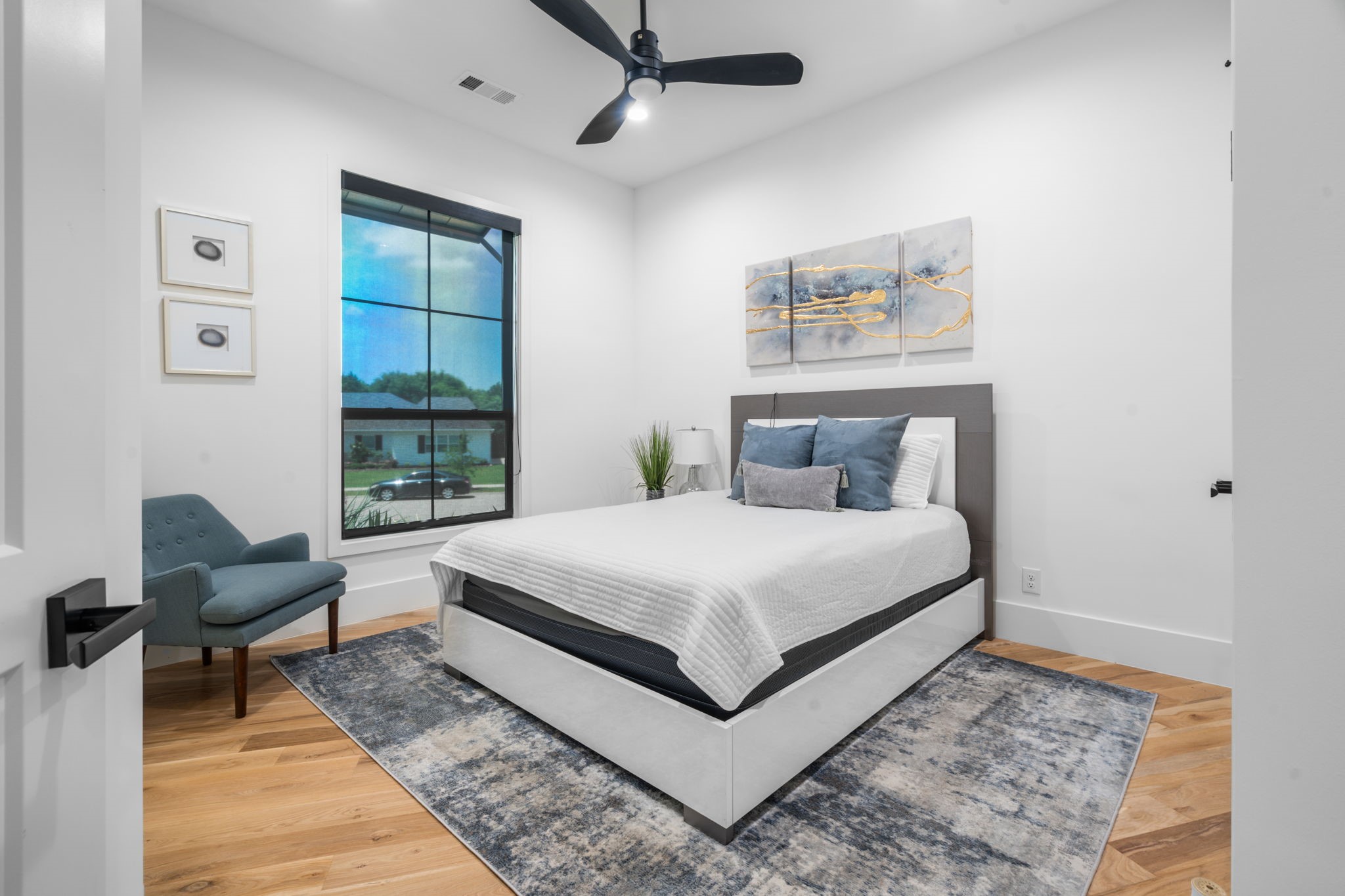 4940 Golden Bell Lane