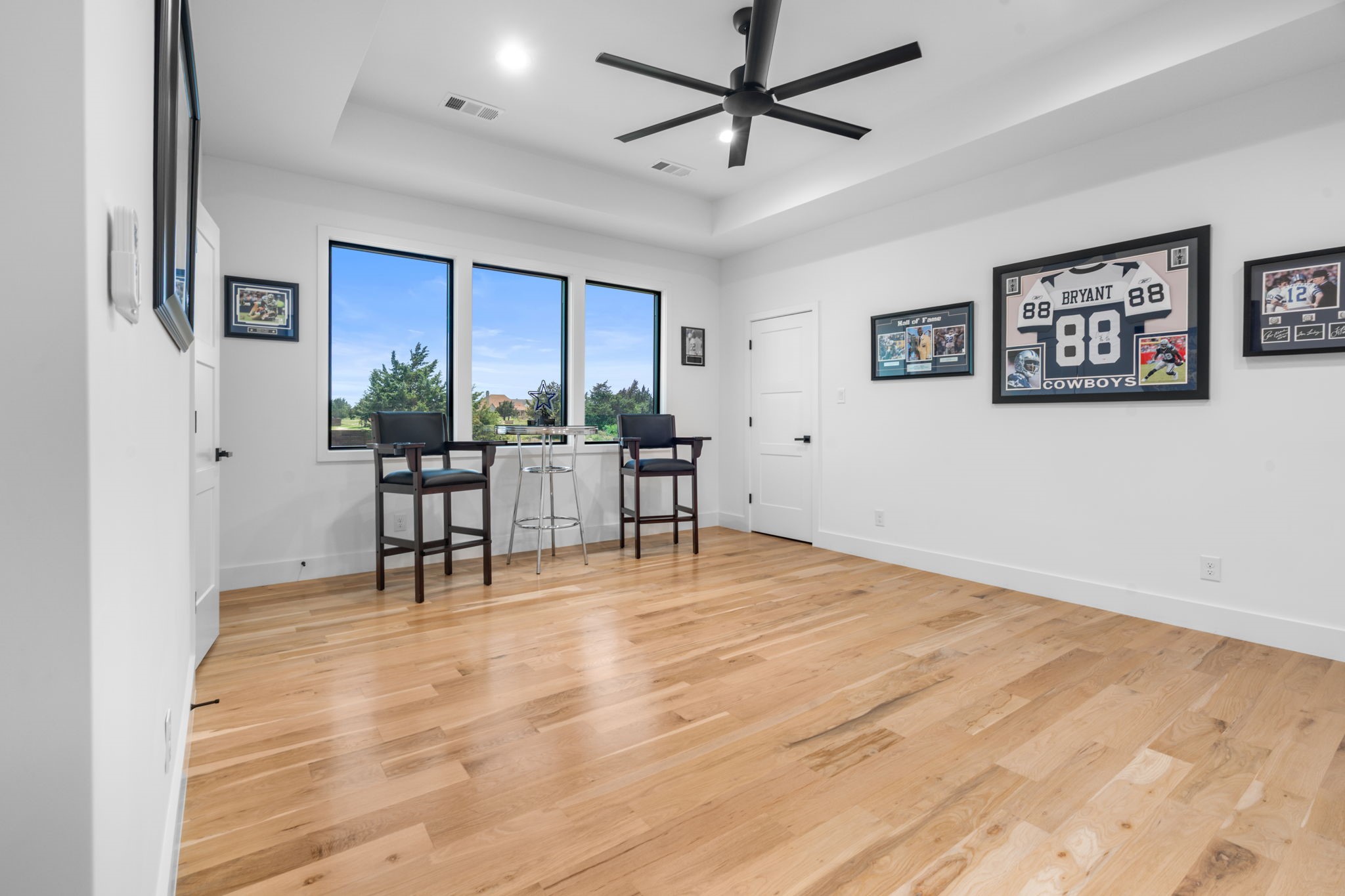 4940 Golden Bell Lane