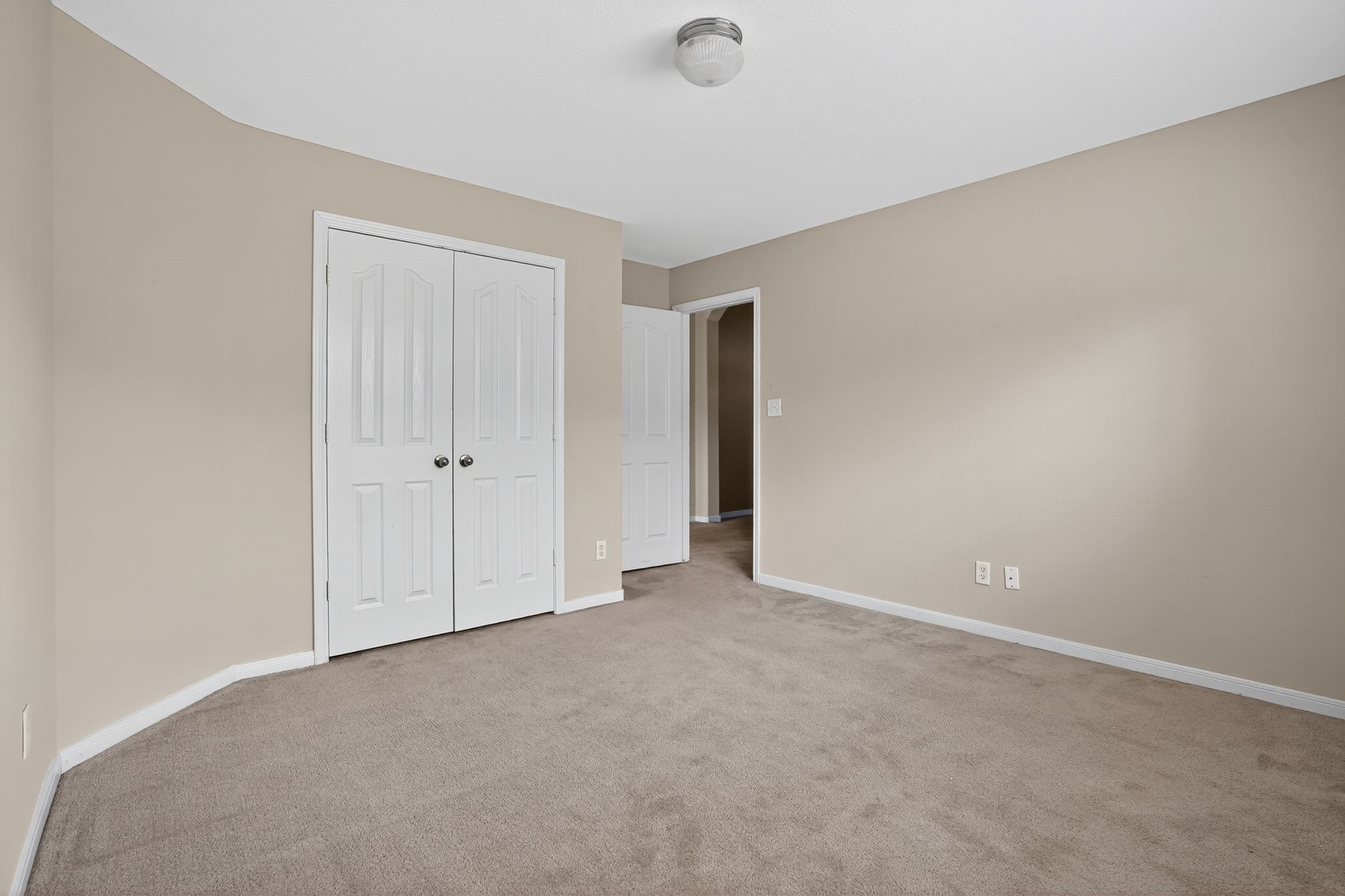 12040 Maverick Drive