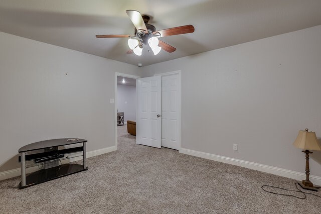 3233 Washington Street