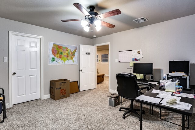 3233 Washington Street