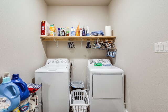 3233 Washington Street