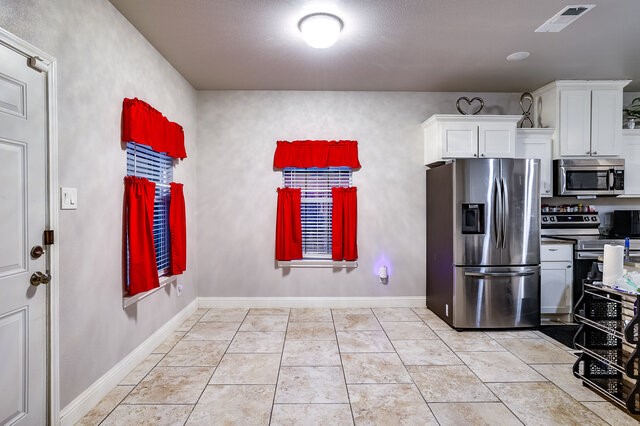 3233 Washington Street