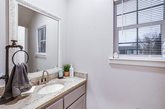 3233 Washington Street