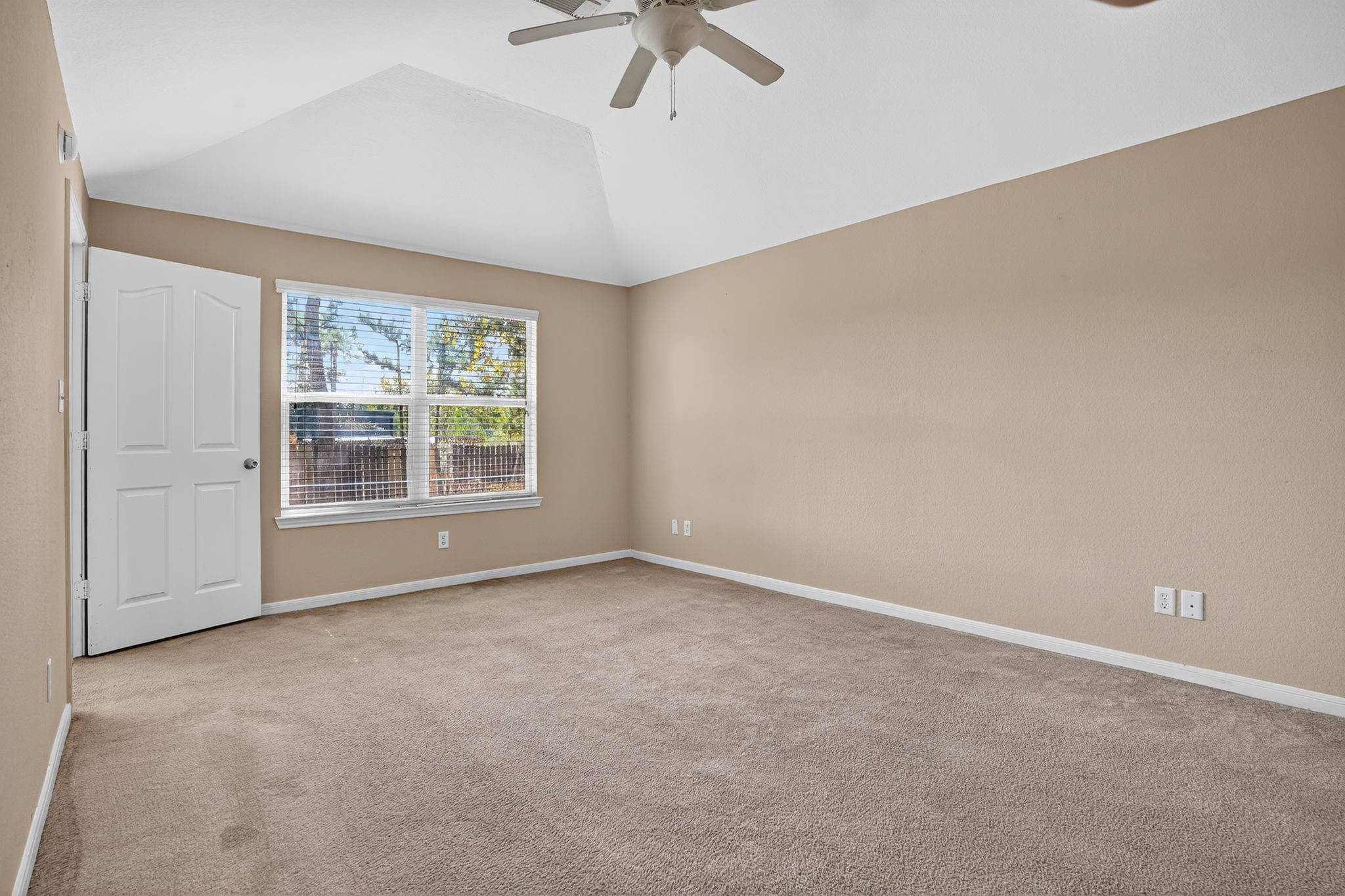 12040 Maverick Drive