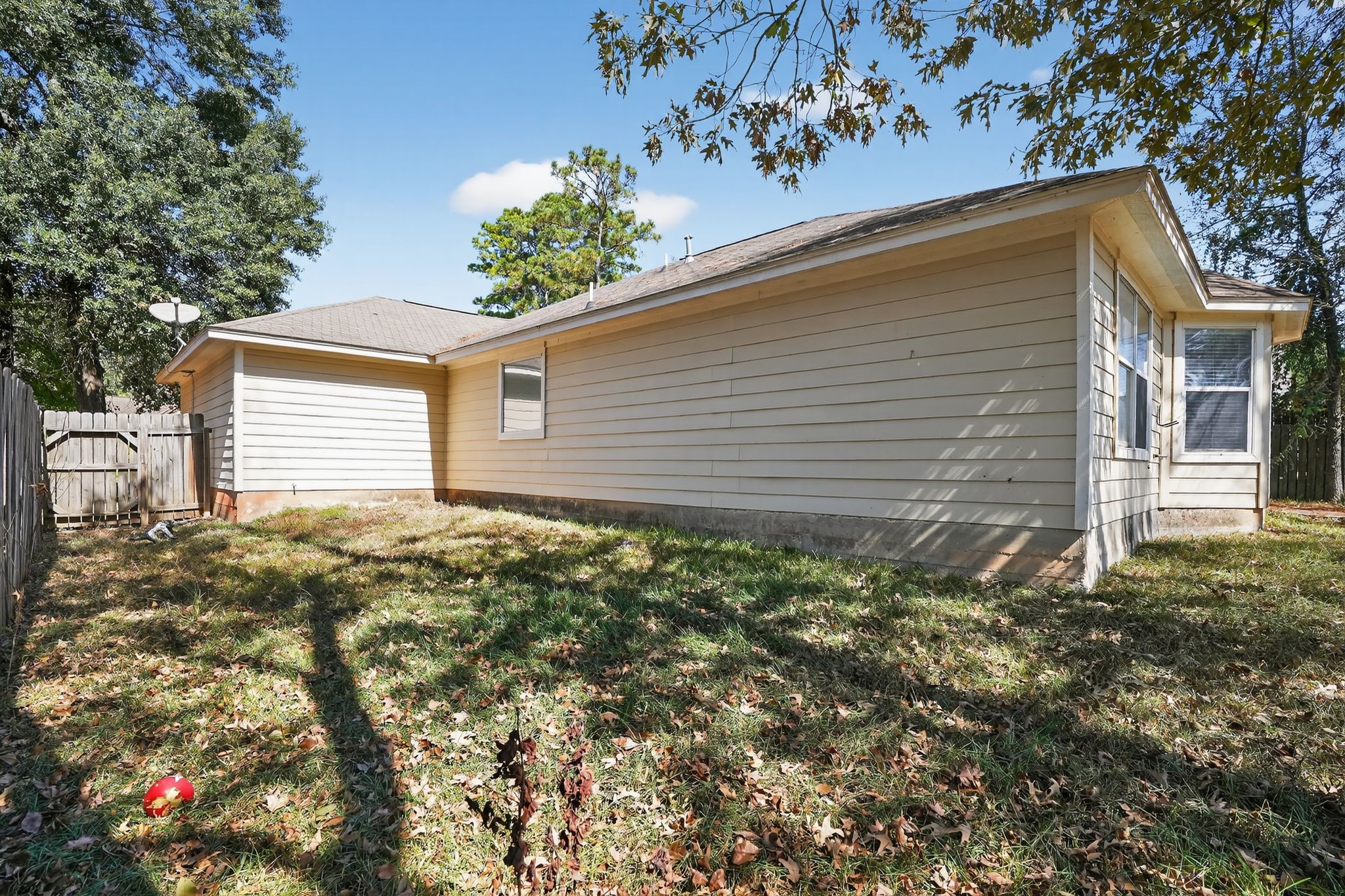 12040 Maverick Drive