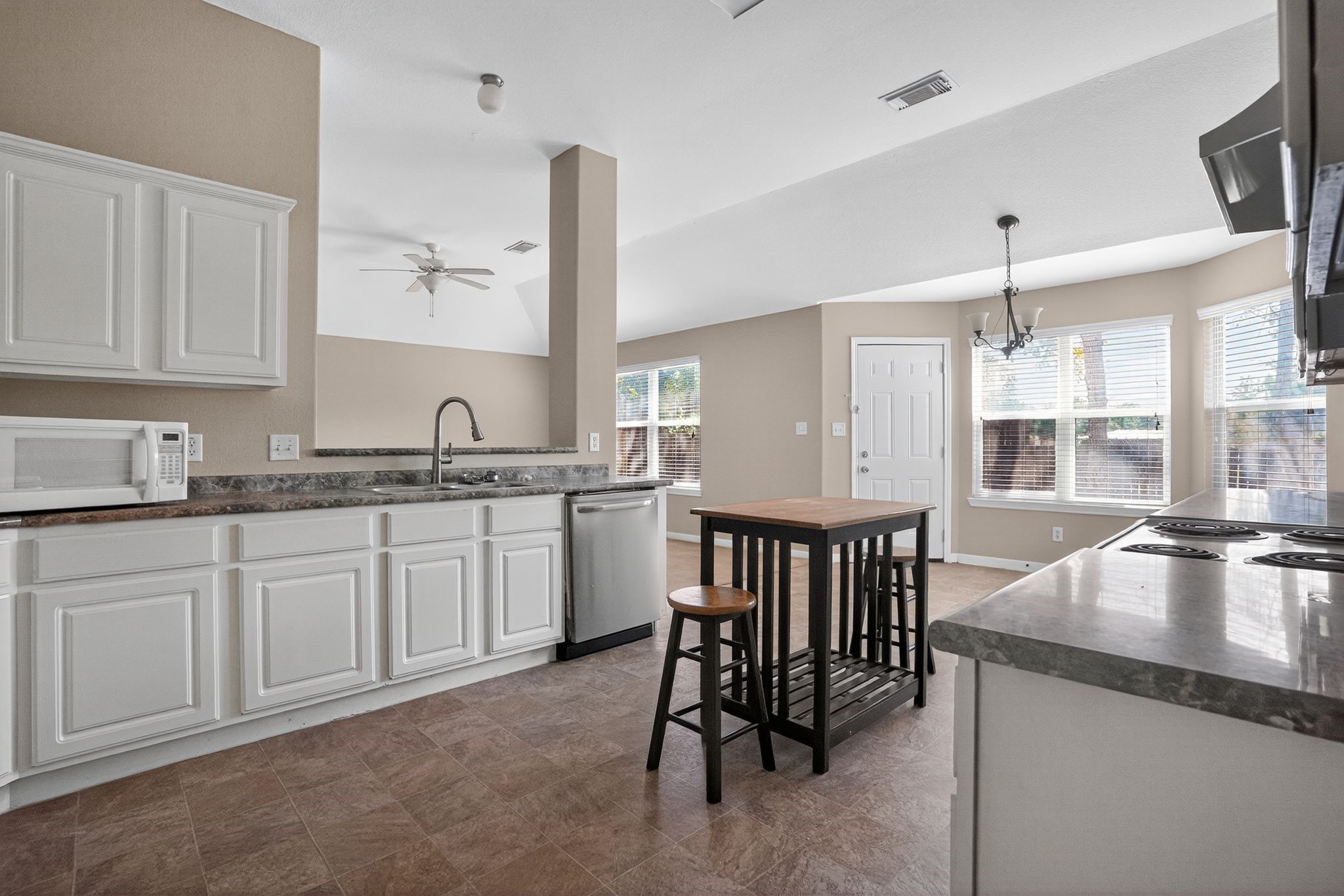 12040 Maverick Drive