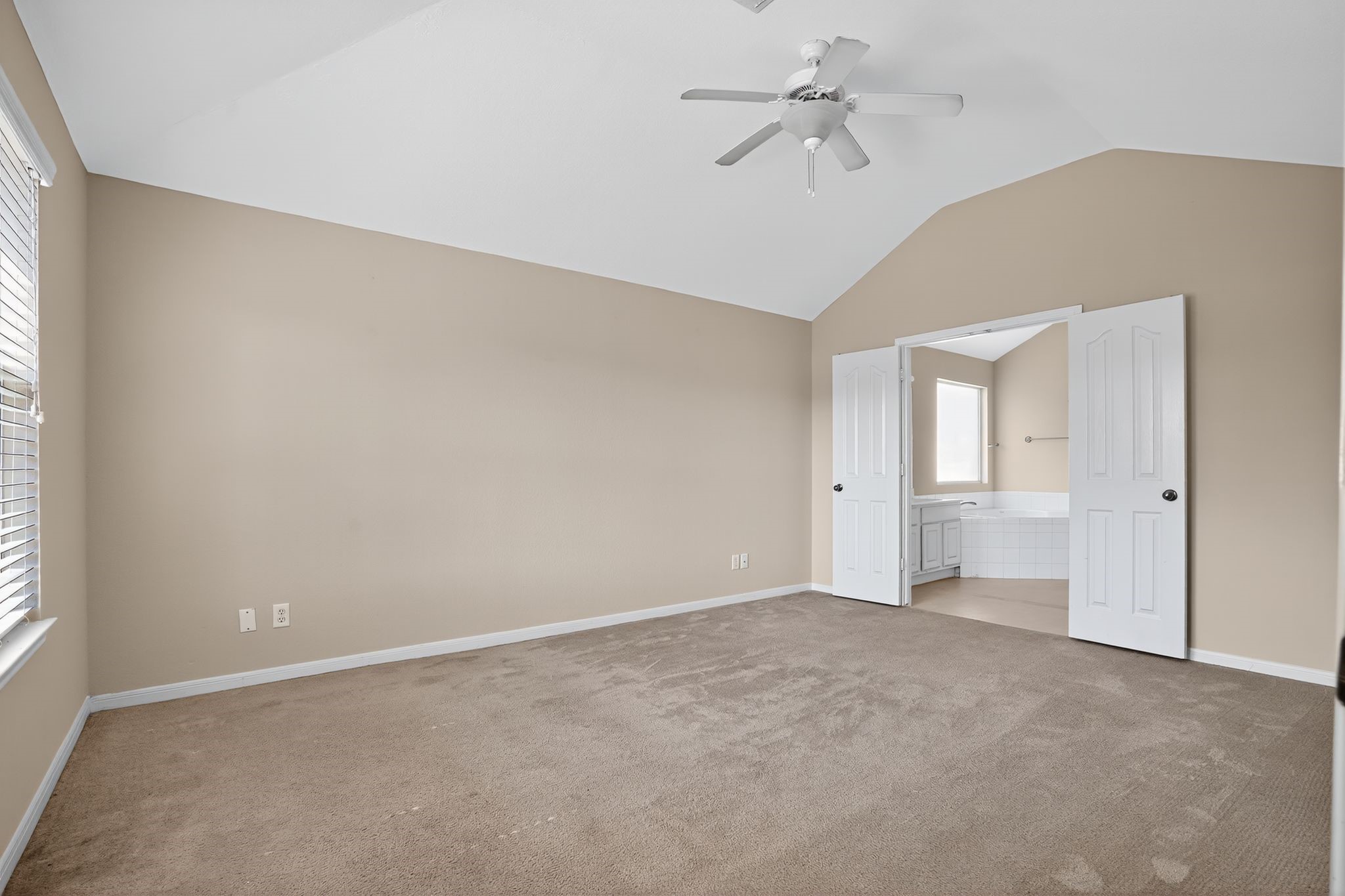 12040 Maverick Drive