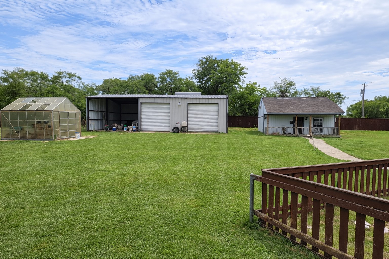 4200 Jennifer Lane
