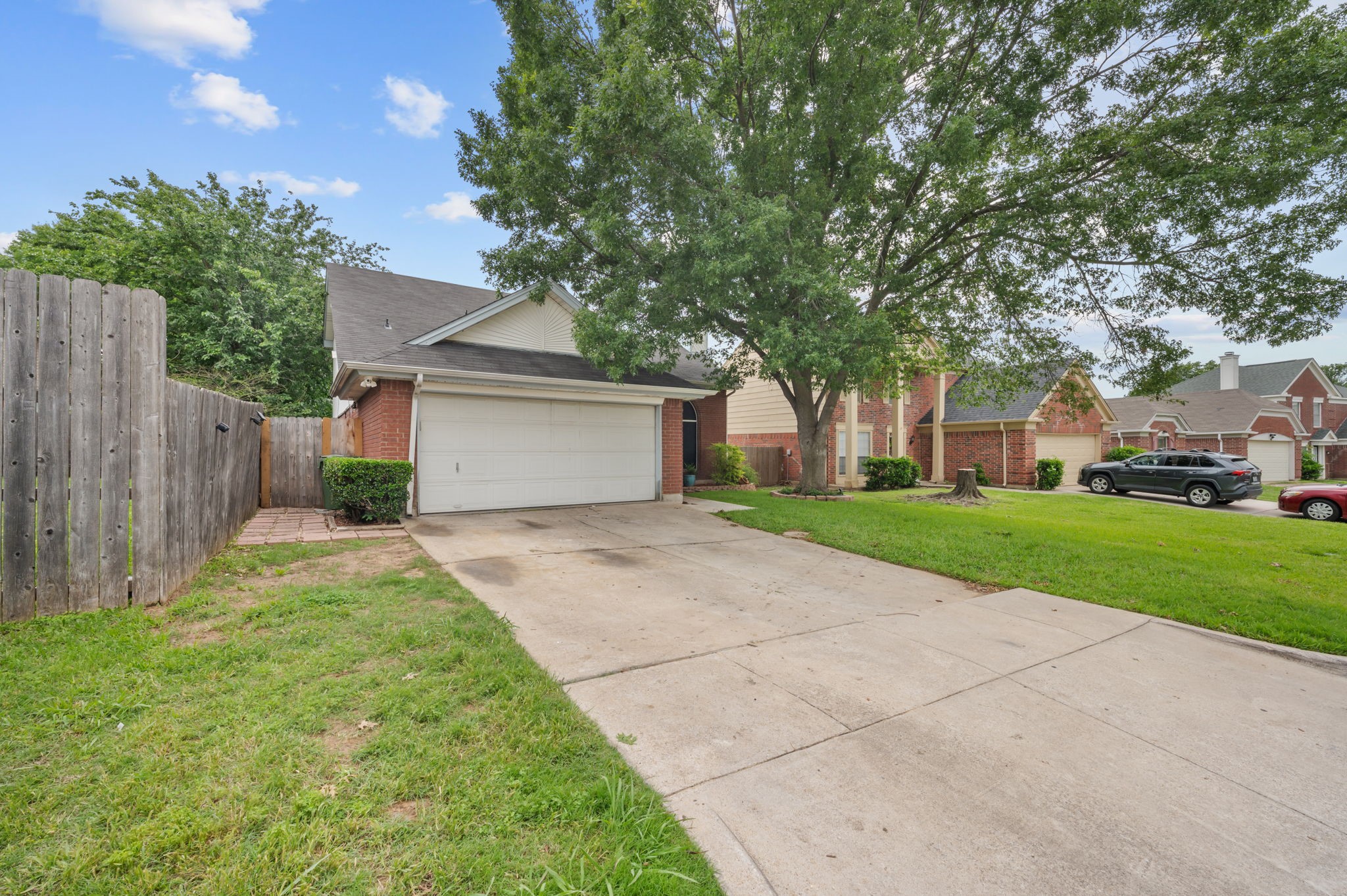 916 Danforth Place