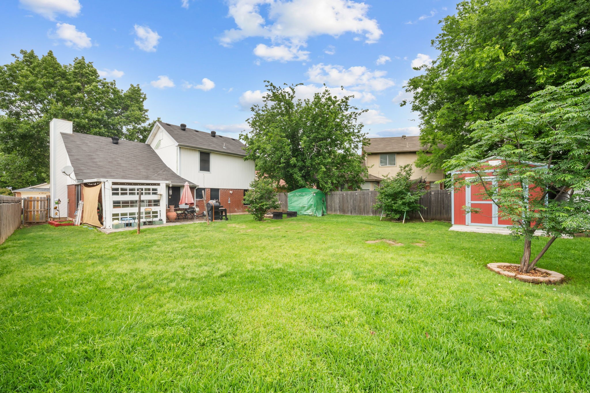 916 Danforth Place
