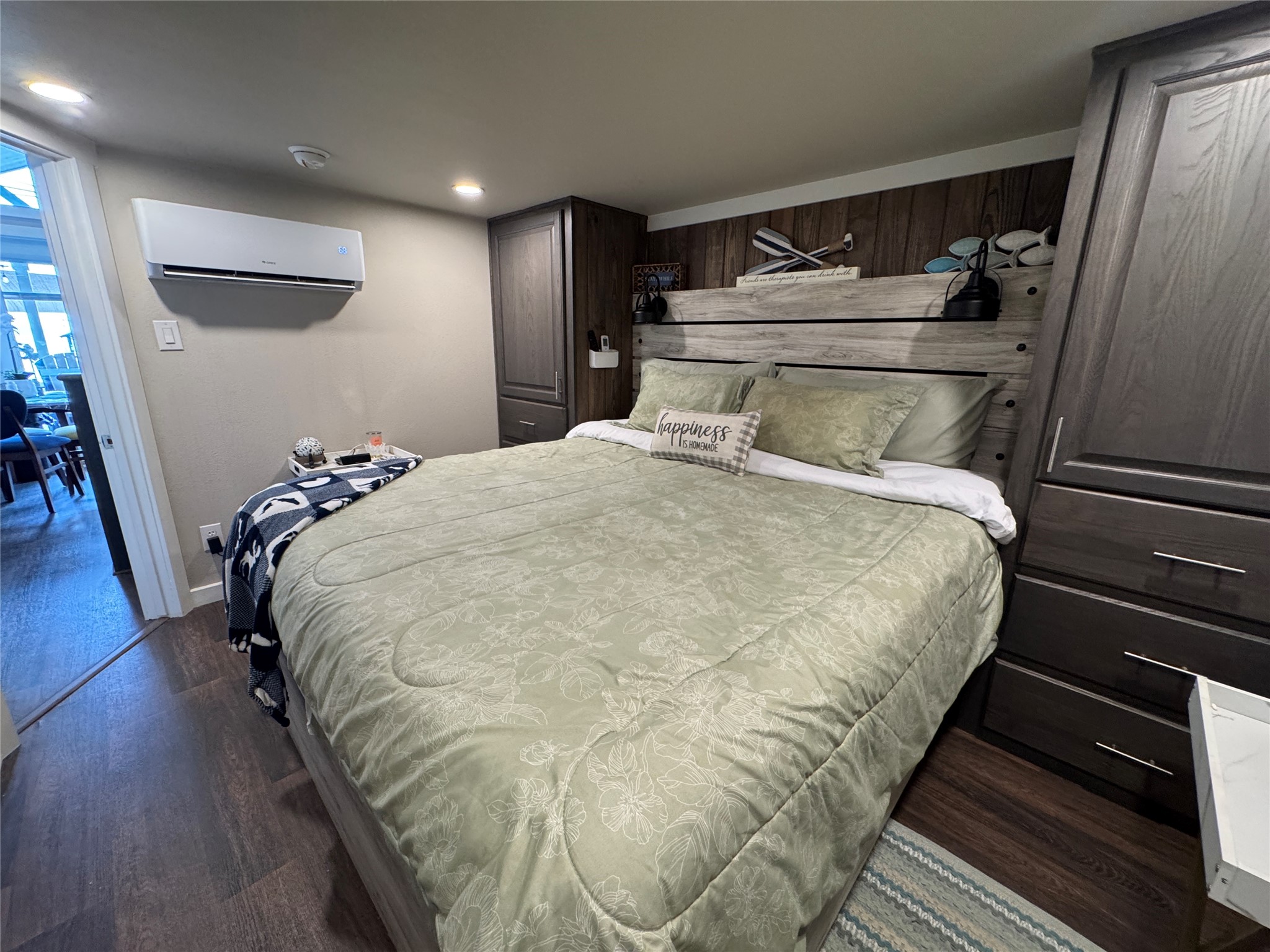 5000 Waterfront Road 126