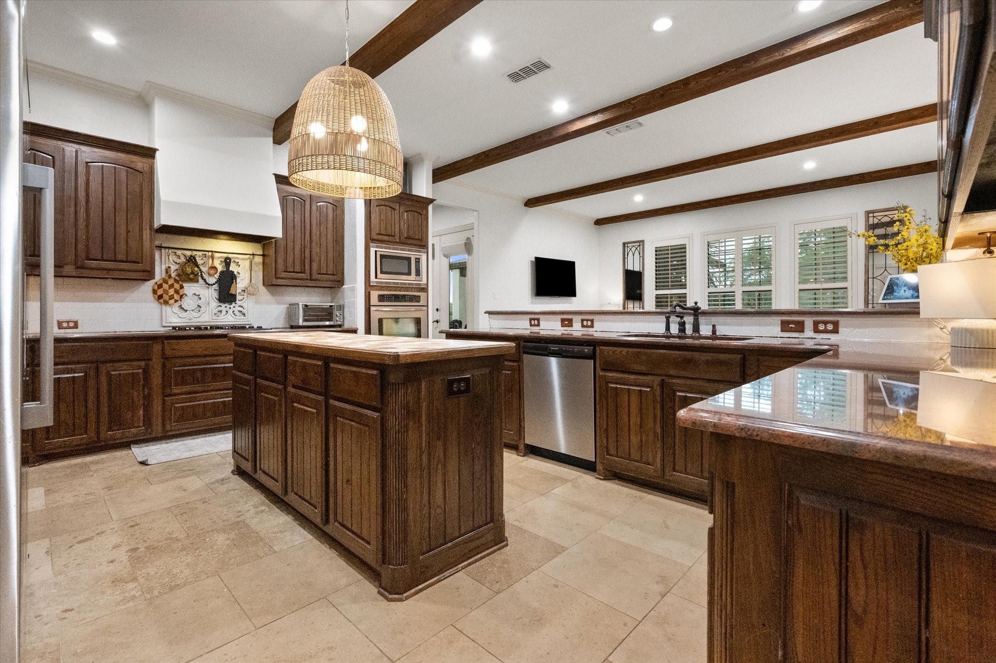 8924 Waterchase Circle