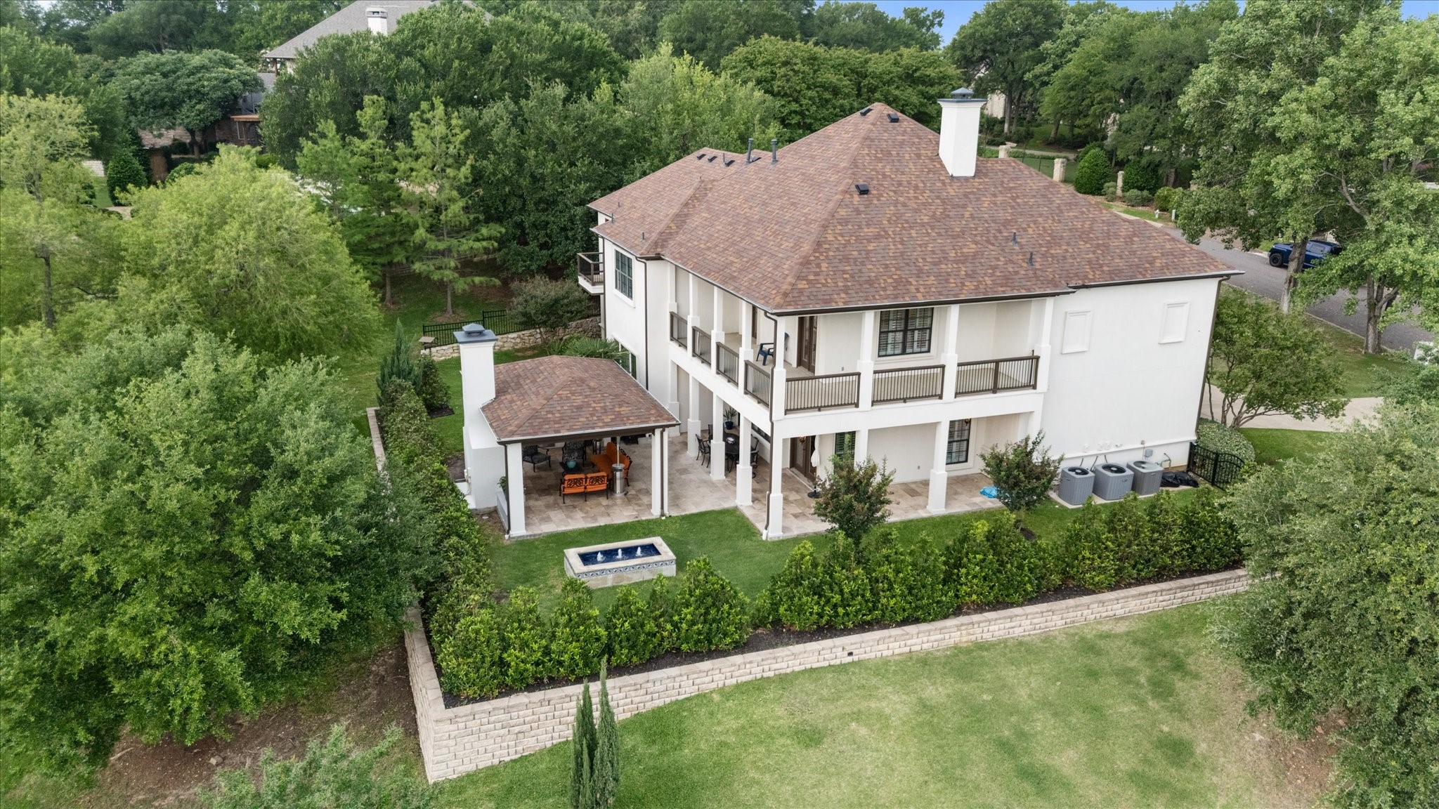 8924 Waterchase Circle
