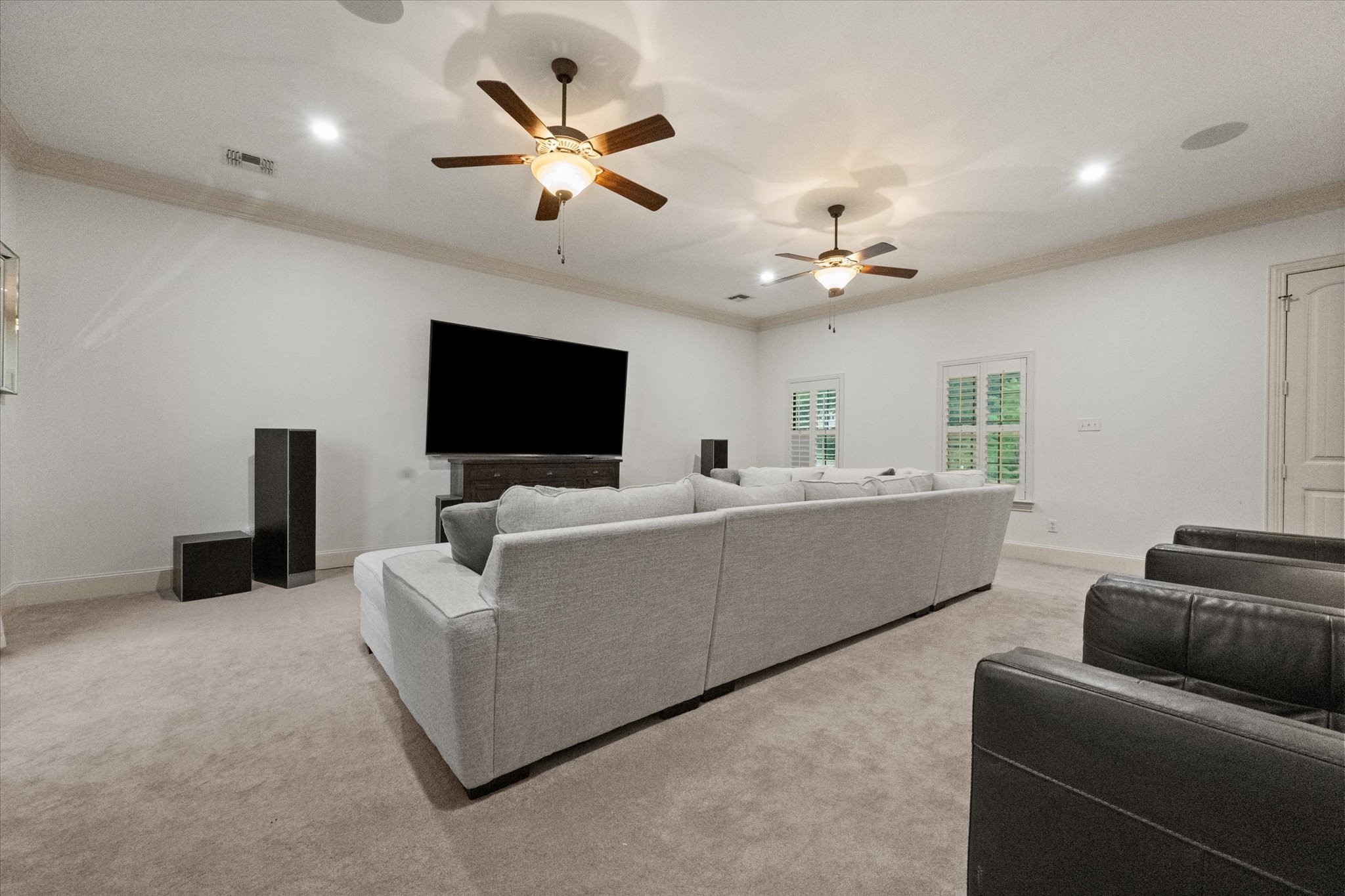 8924 Waterchase Circle