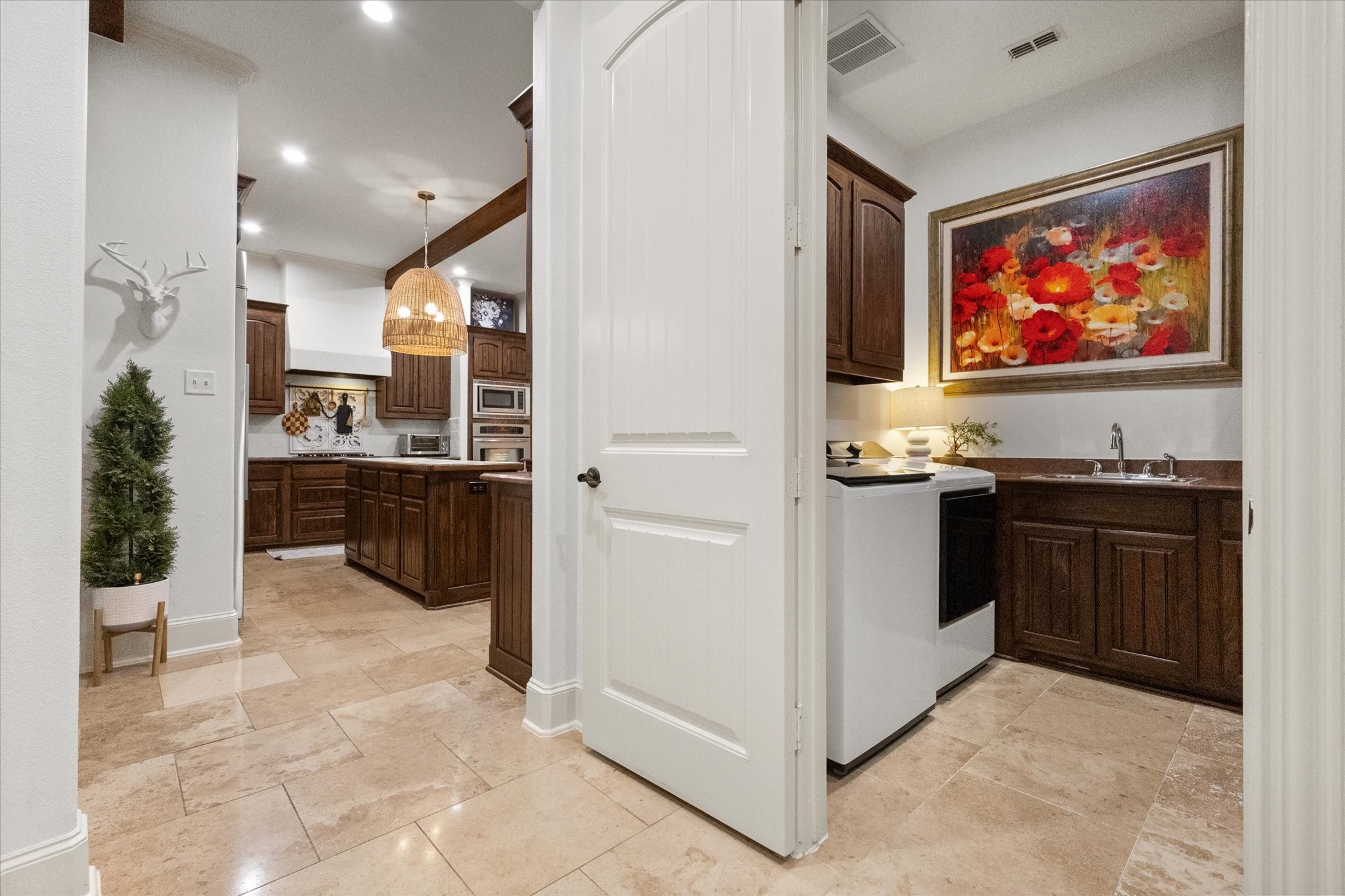 8924 Waterchase Circle