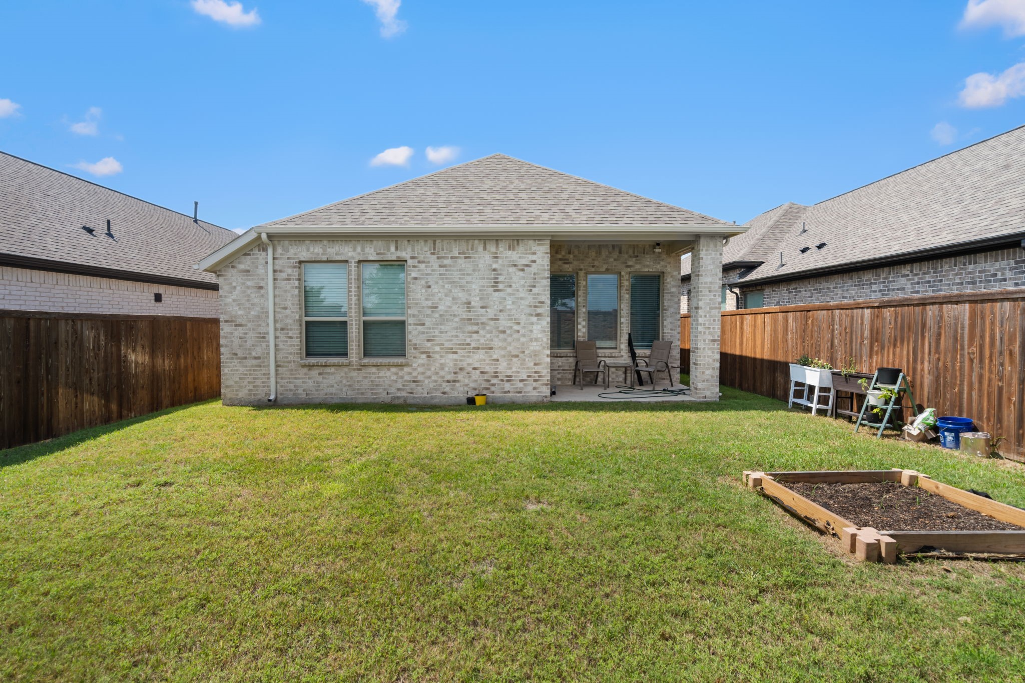 2206 Rothbury Drive