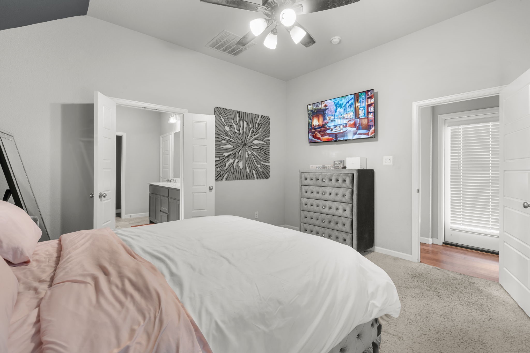 2206 Rothbury Drive