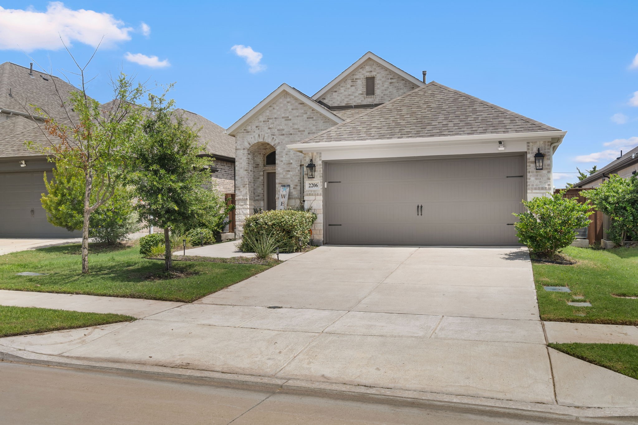 2206 Rothbury Drive