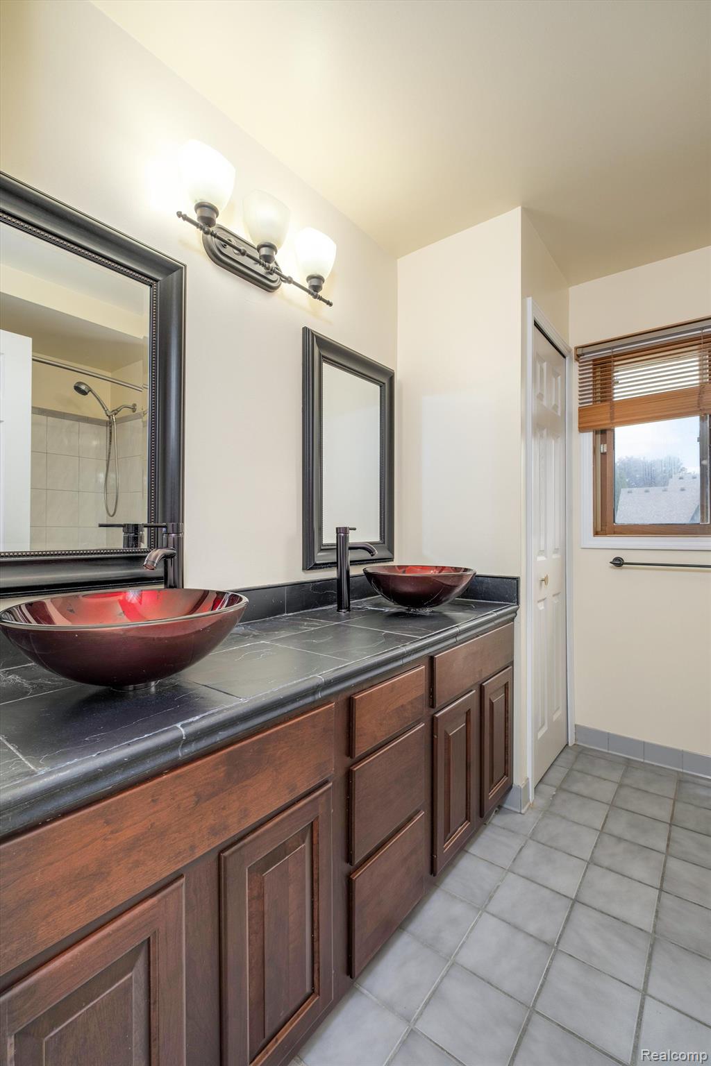 1139 Covington Place