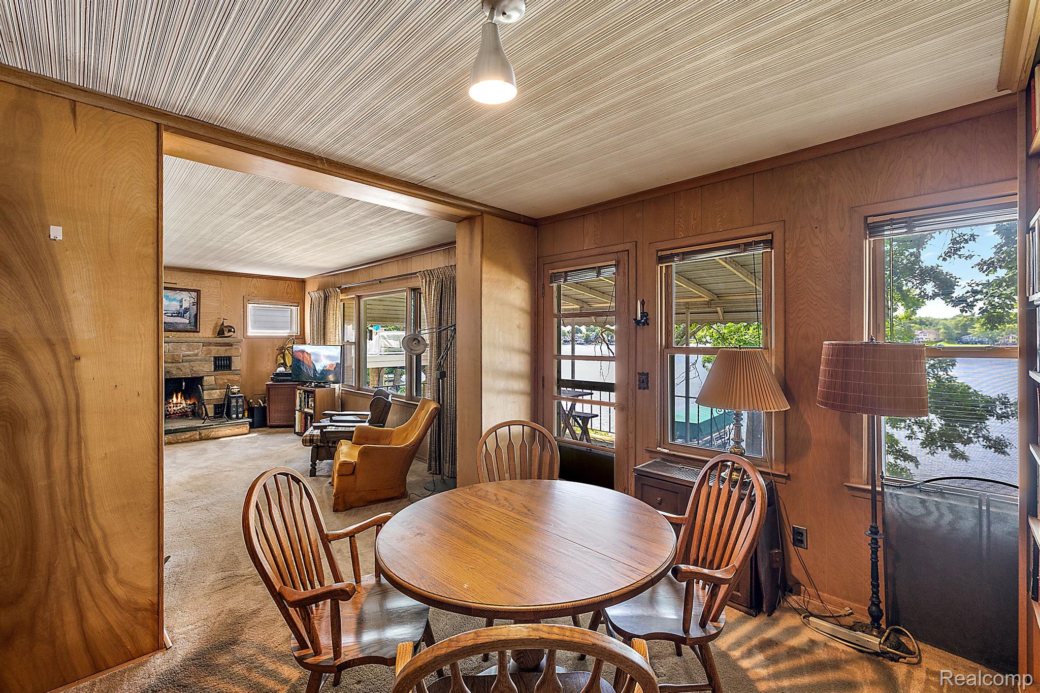 4609 EDGEWOOD Drive