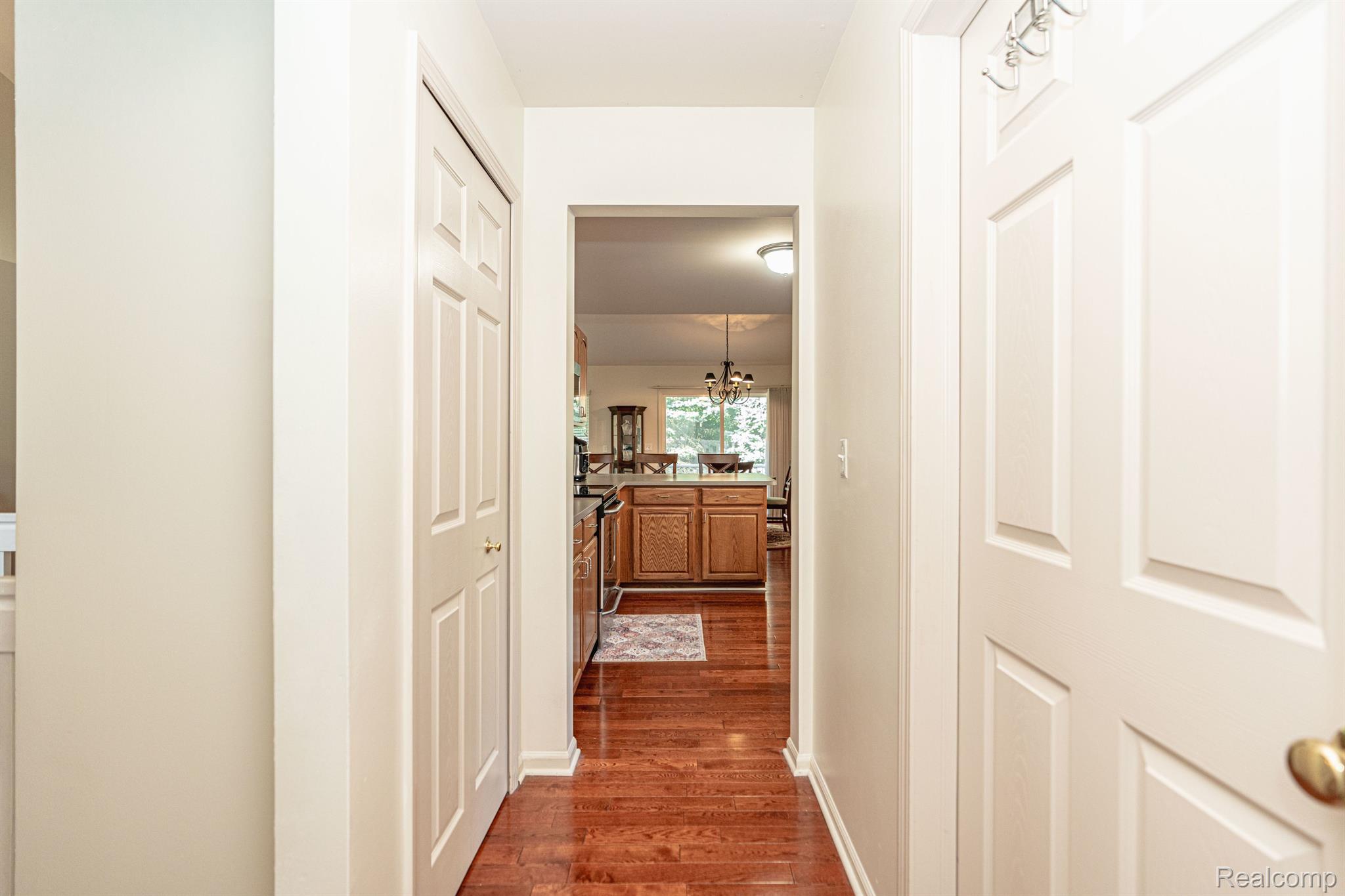 3865 ARBOR Drive