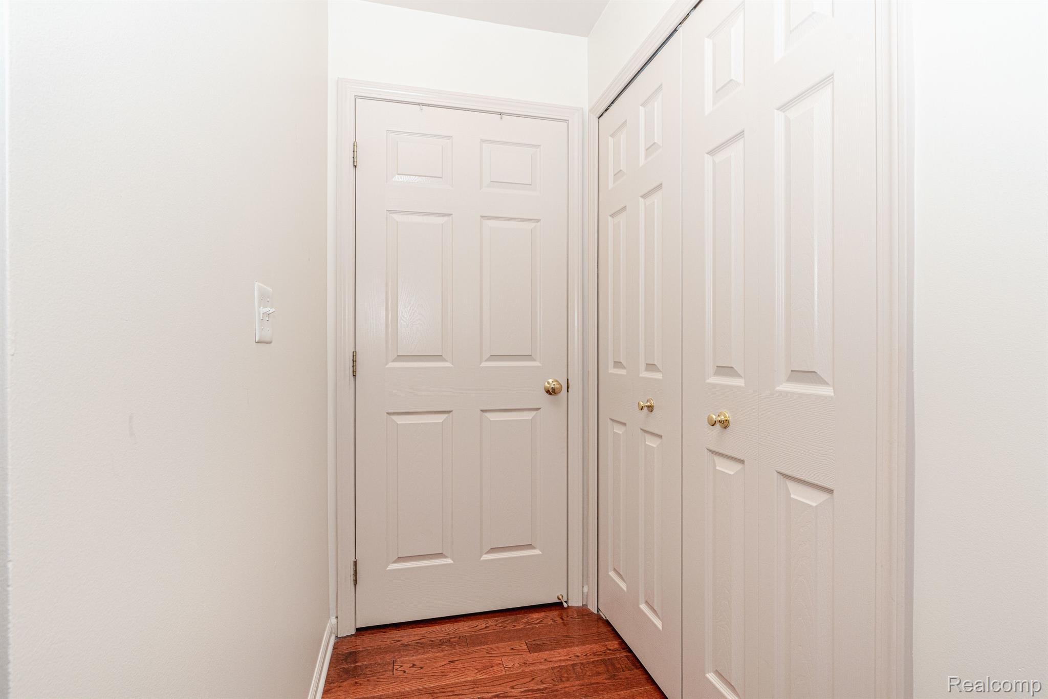 3865 ARBOR Drive
