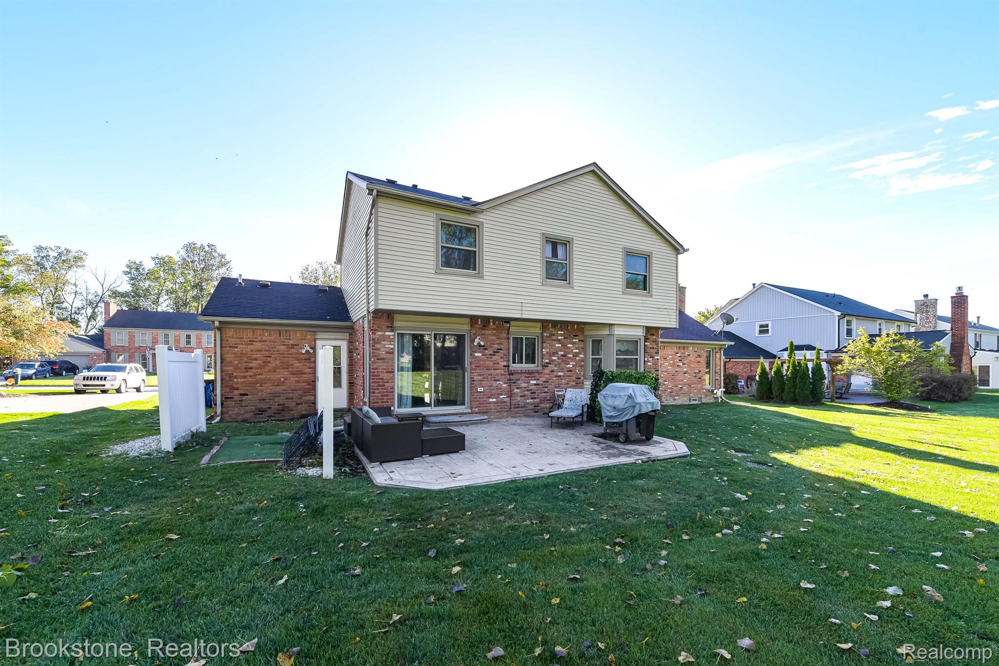 1173 HATHAWAY RISING
