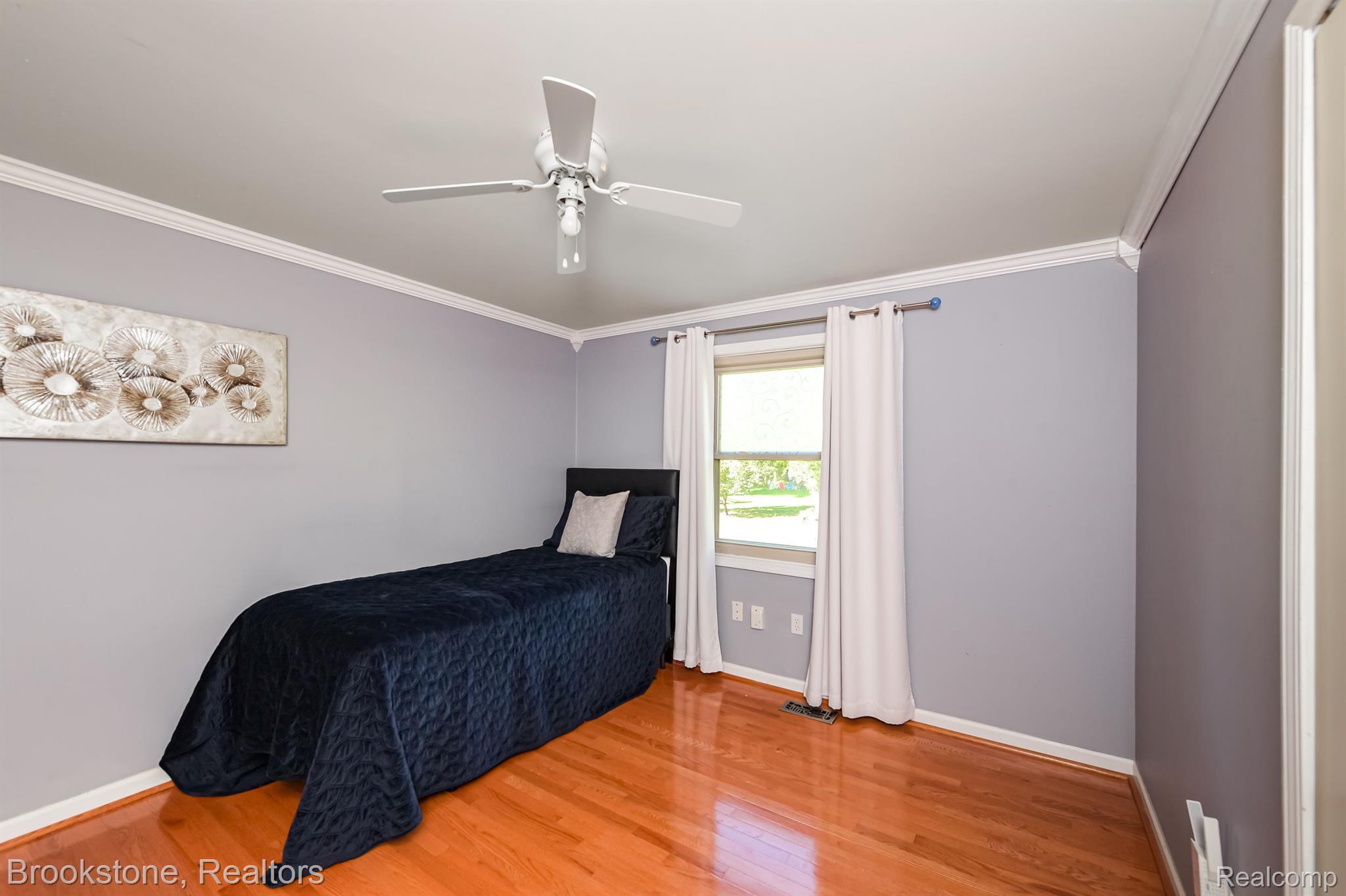 1173 HATHAWAY RISING