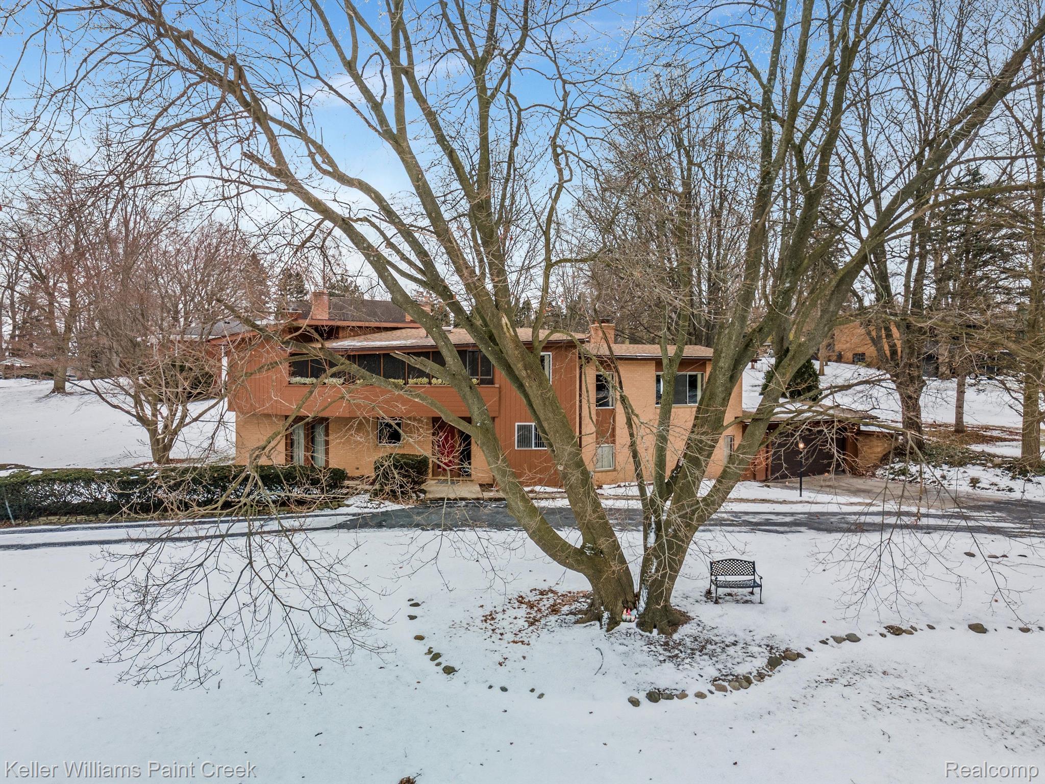124 Rochdale Drive S