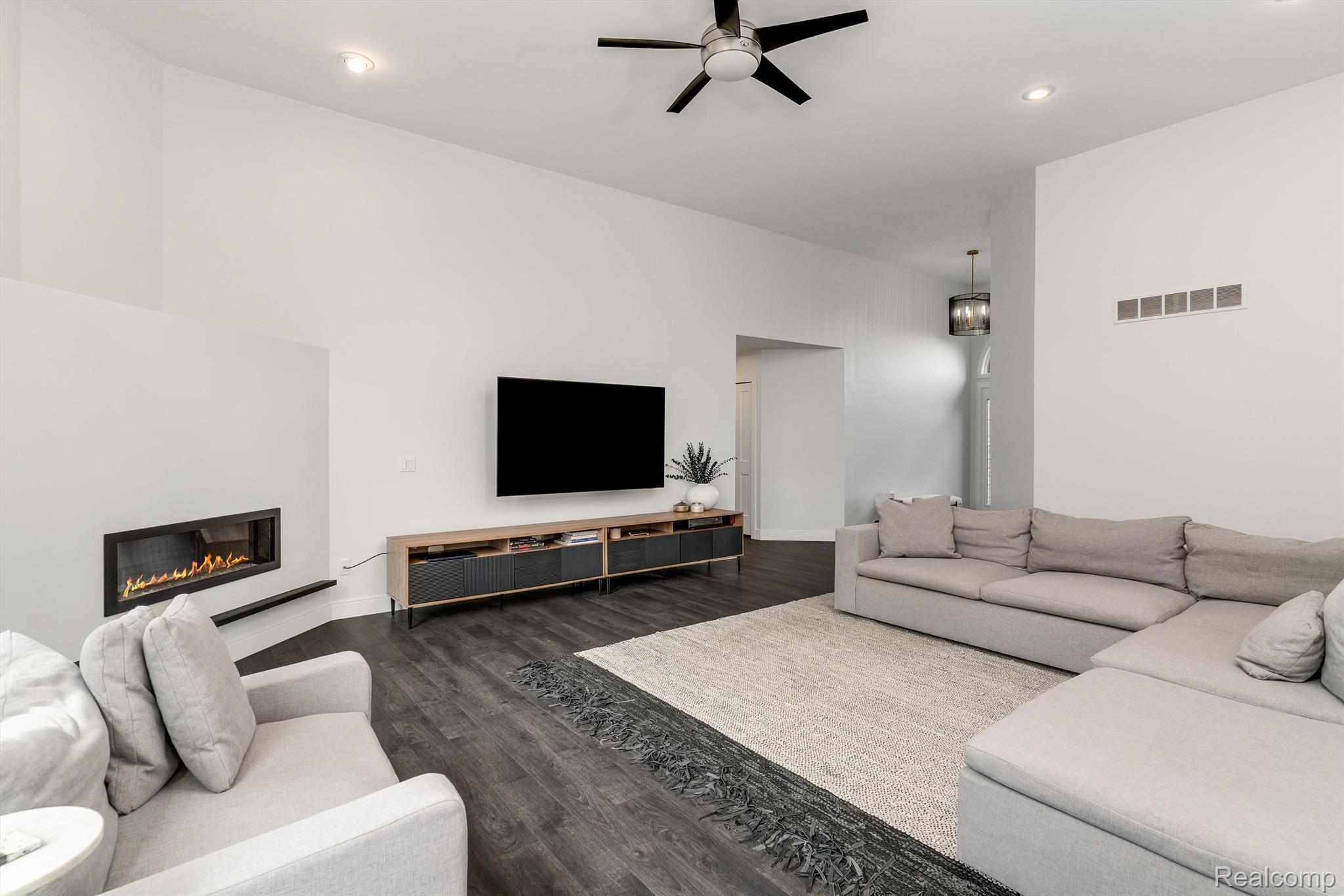 54591 Hibiscus Drive