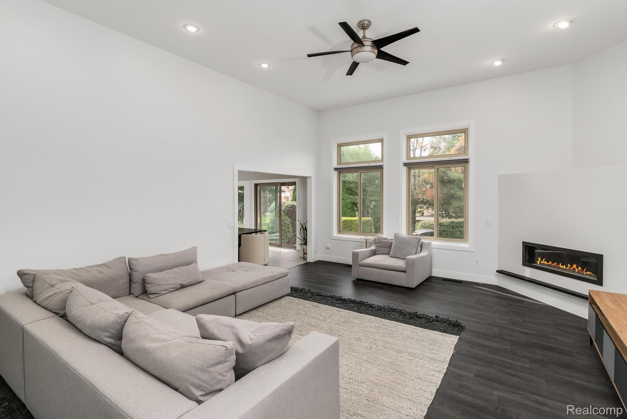 54591 Hibiscus Drive