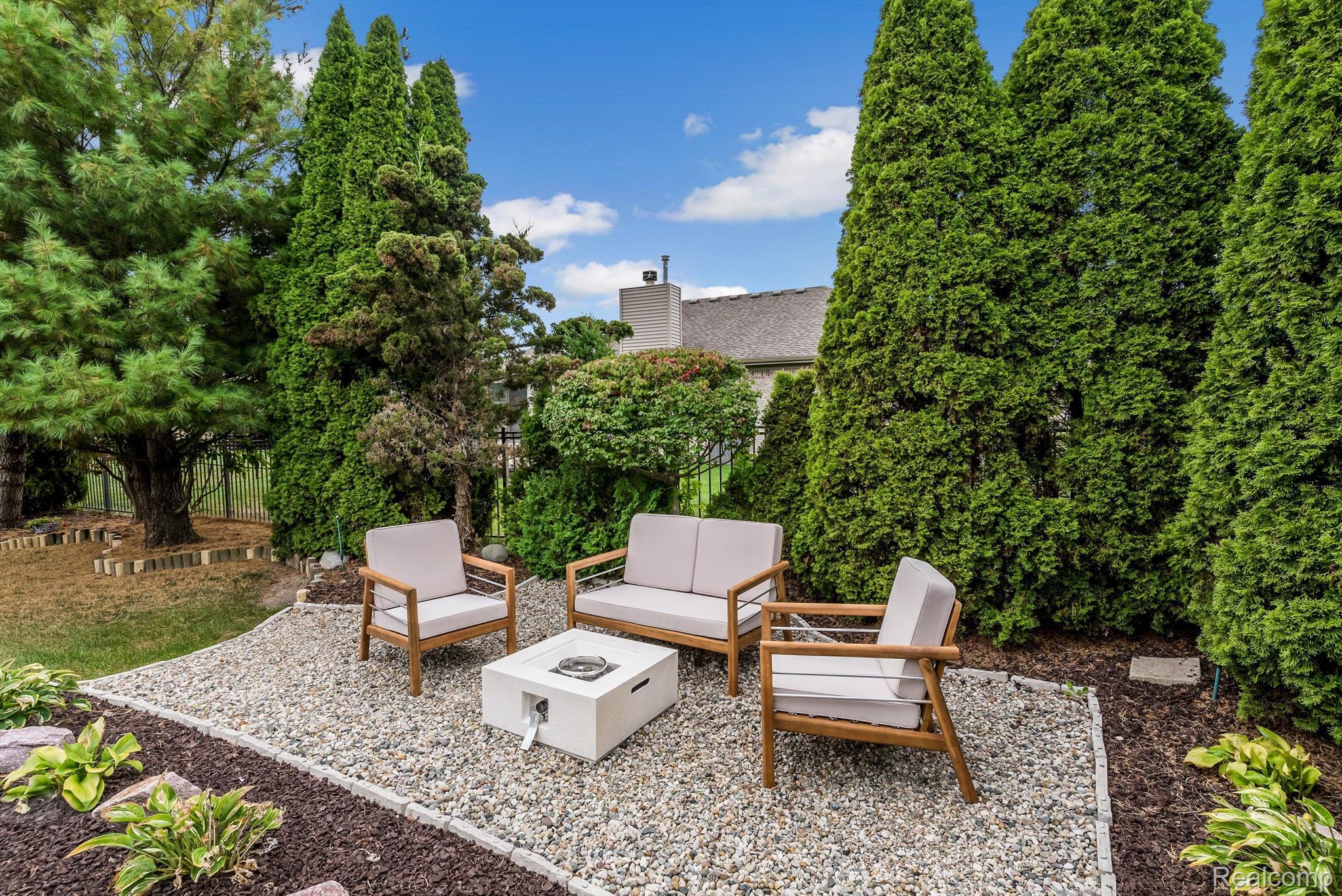 54591 Hibiscus Drive