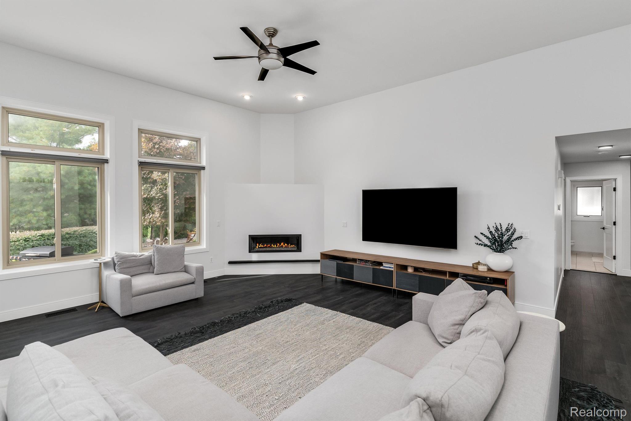 54591 Hibiscus Drive