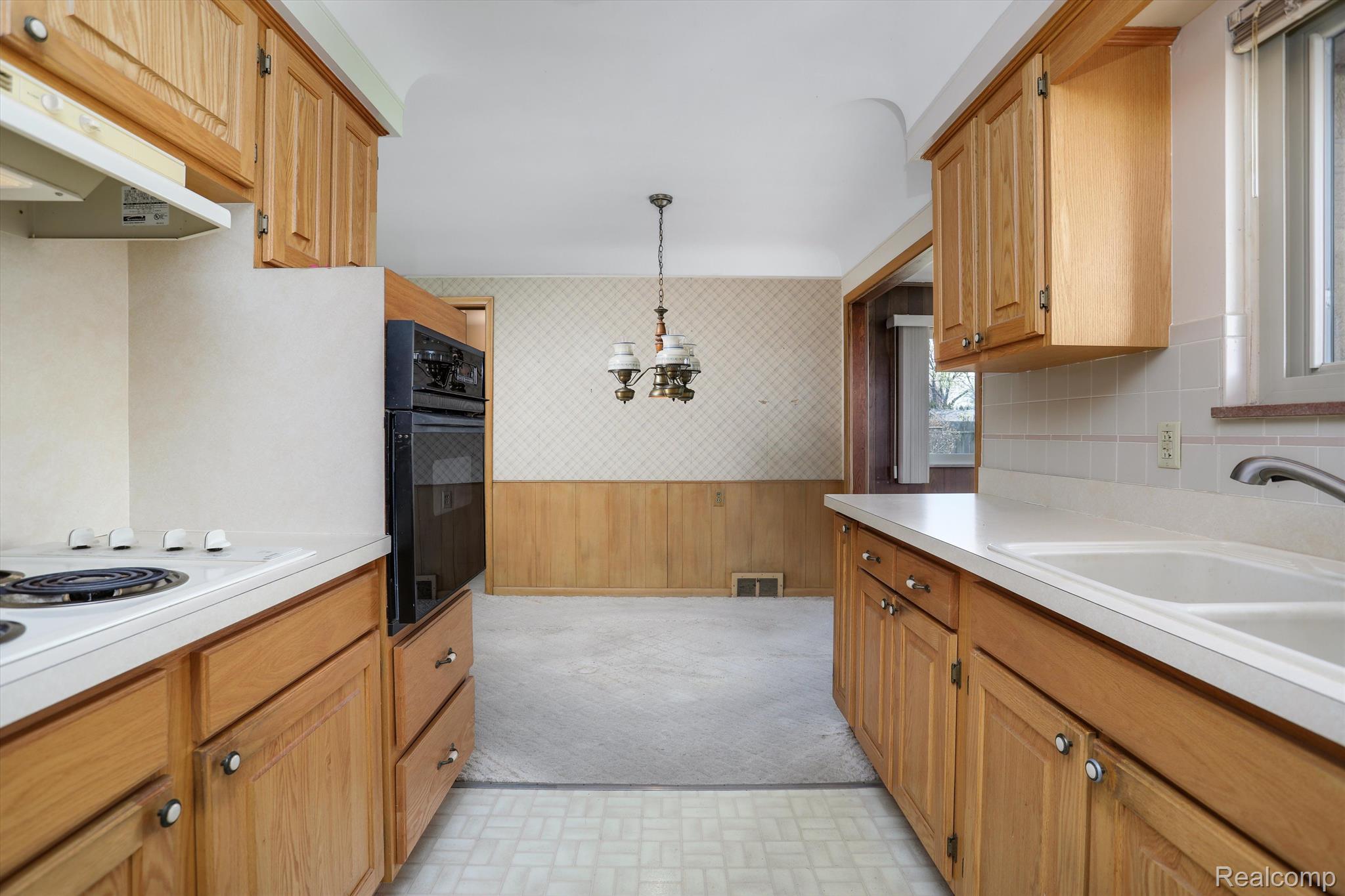 8144 Timberline Drive