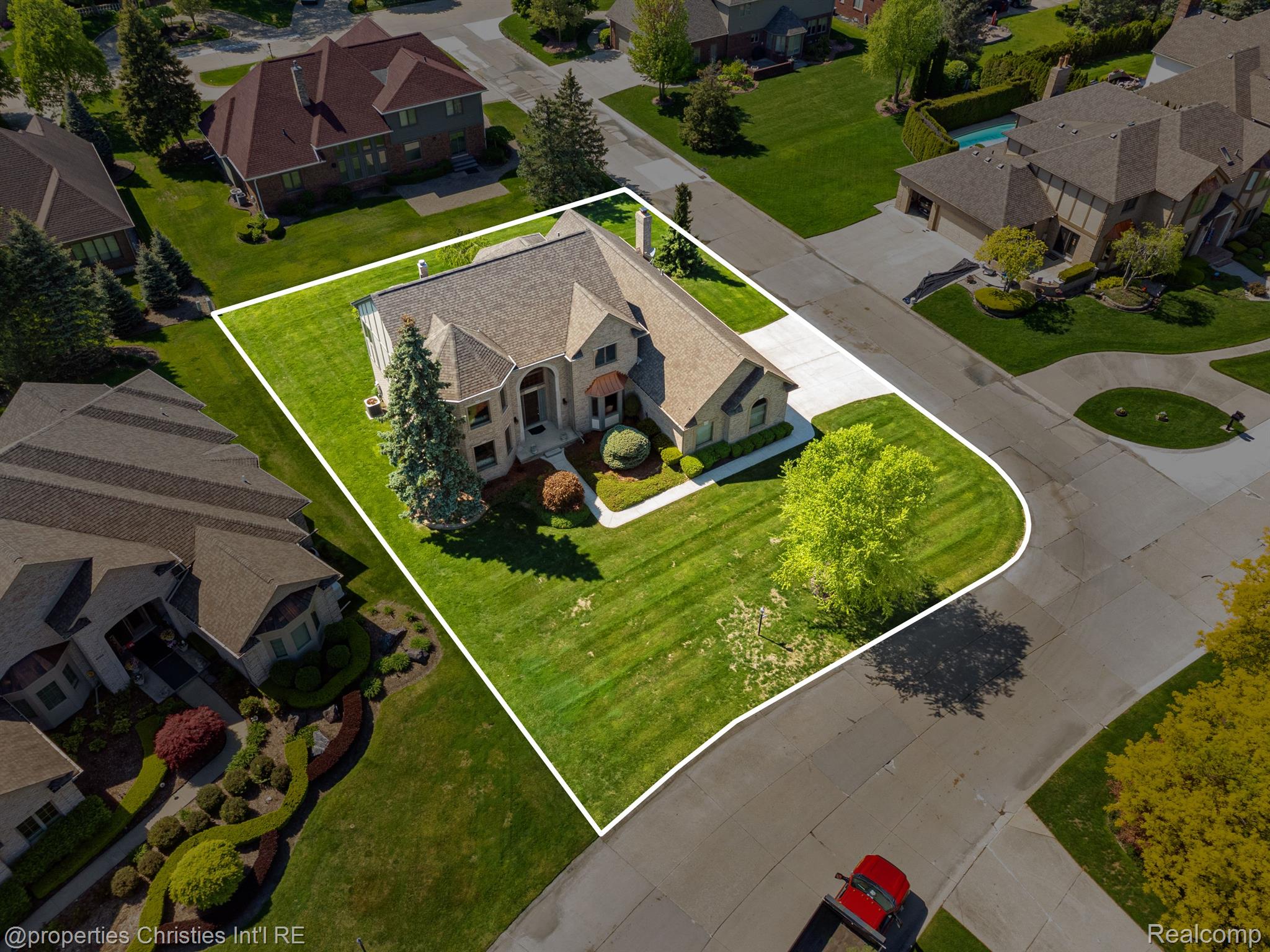 40387 EMERALD Lane E