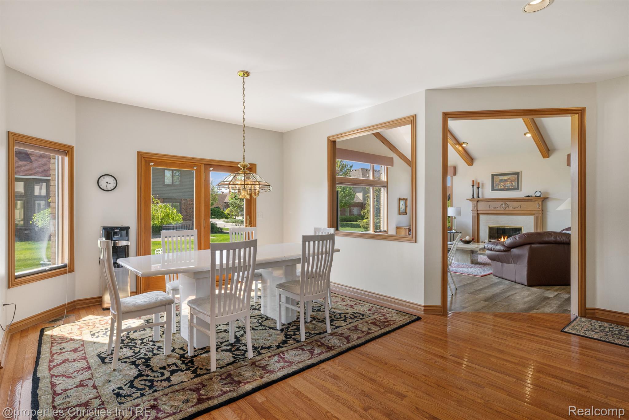 40387 EMERALD Lane E