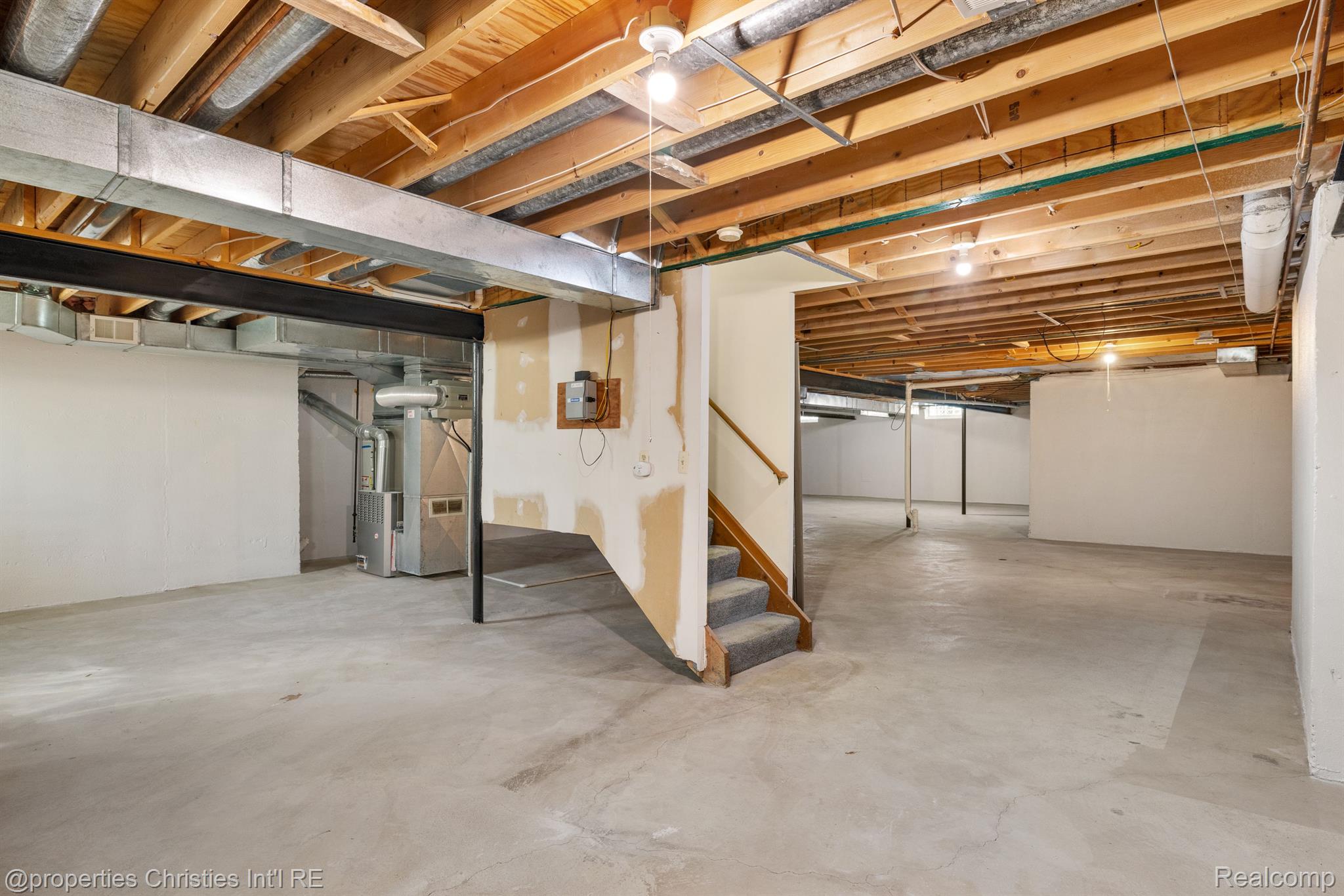 40387 EMERALD Lane E