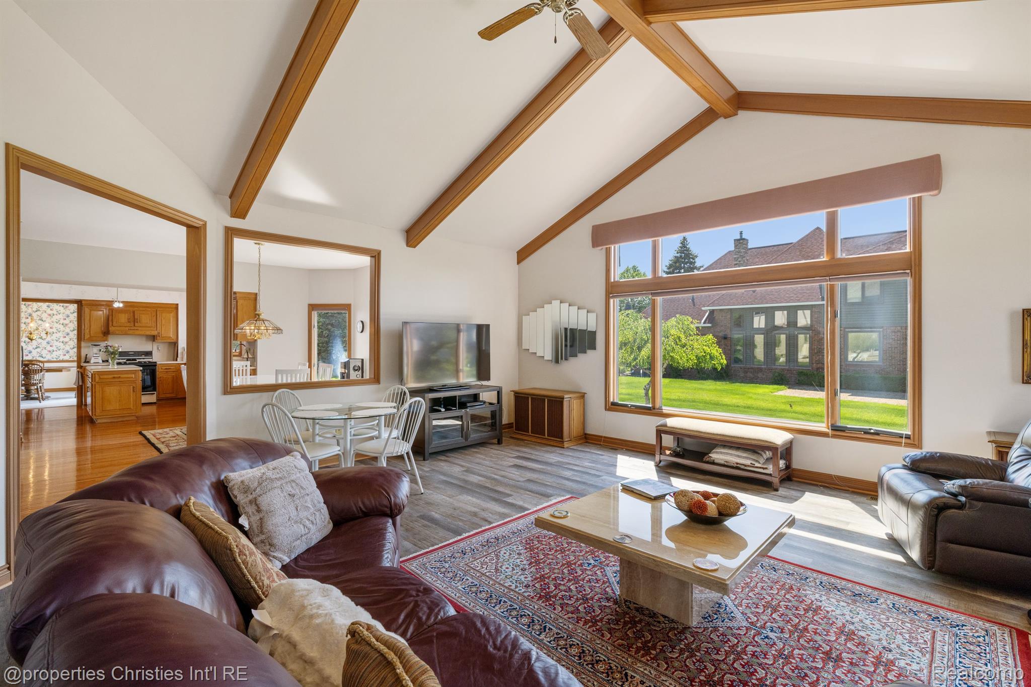 40387 EMERALD Lane E