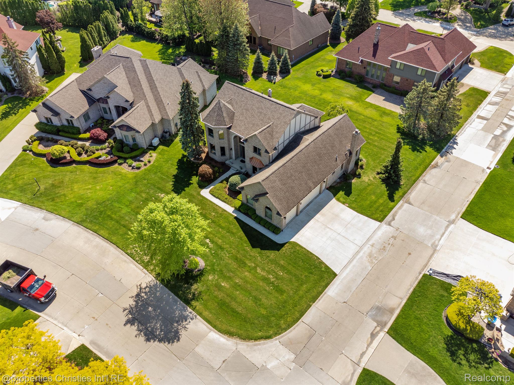 40387 EMERALD Lane E