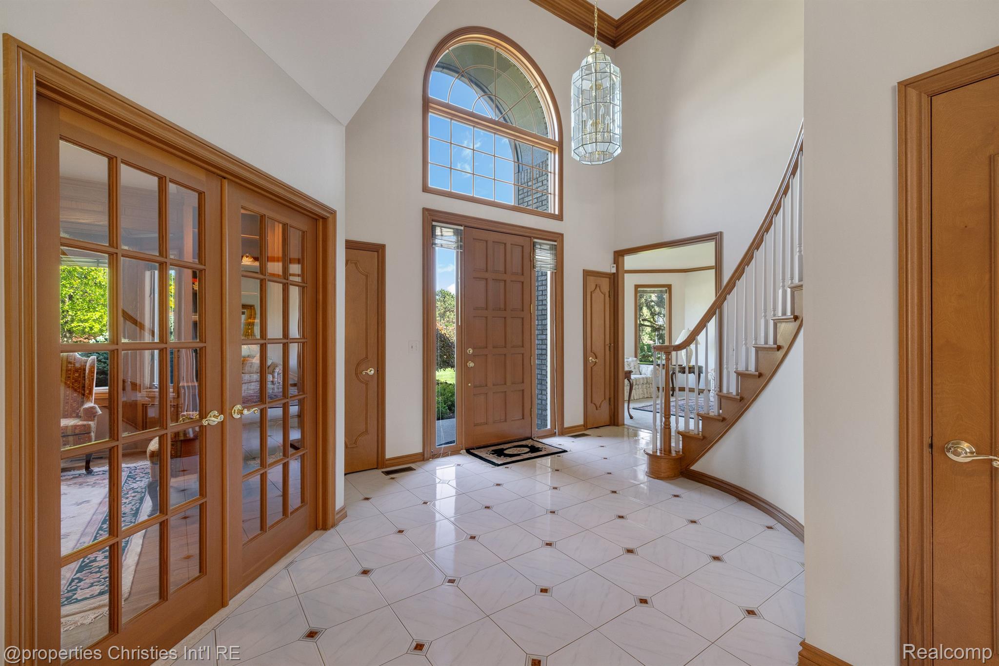 40387 EMERALD Lane E
