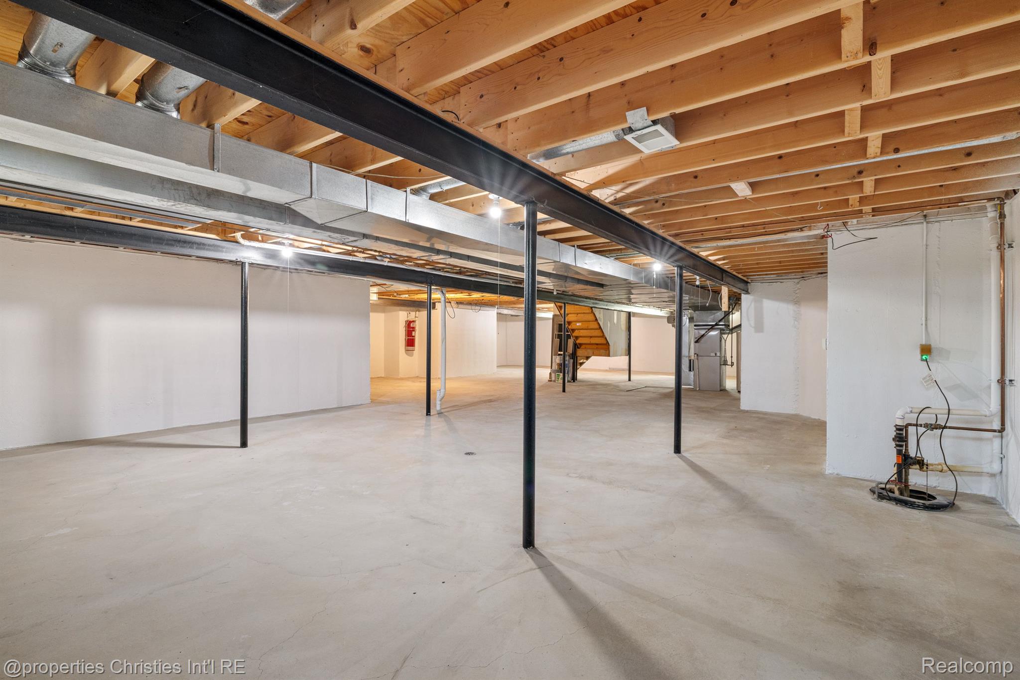 40387 EMERALD Lane E