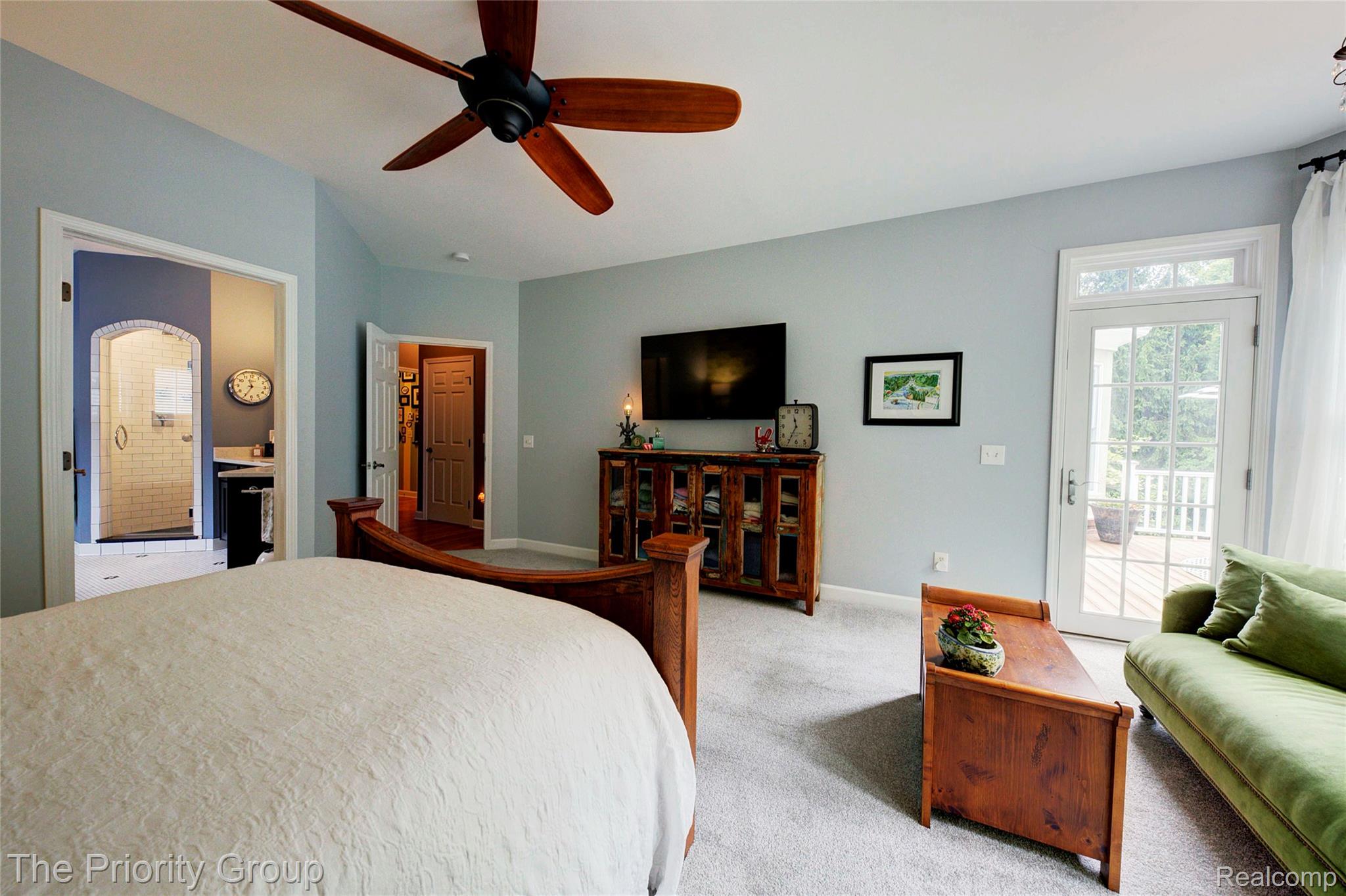 7730 Parkcrest Circle